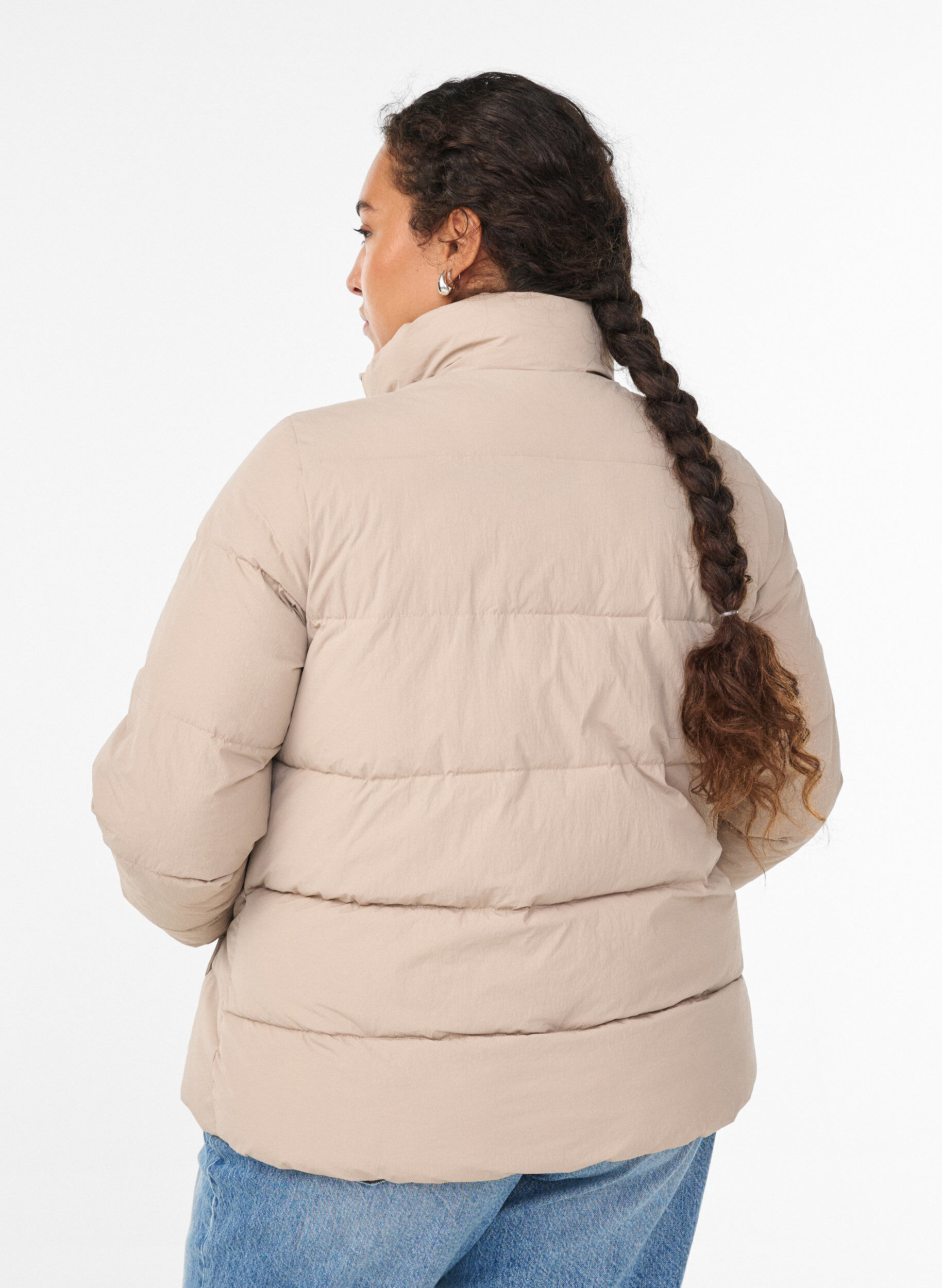 Zizzi Lyhyt topattu toppatakki korkealla kauluksella, Beige, Model image number 2