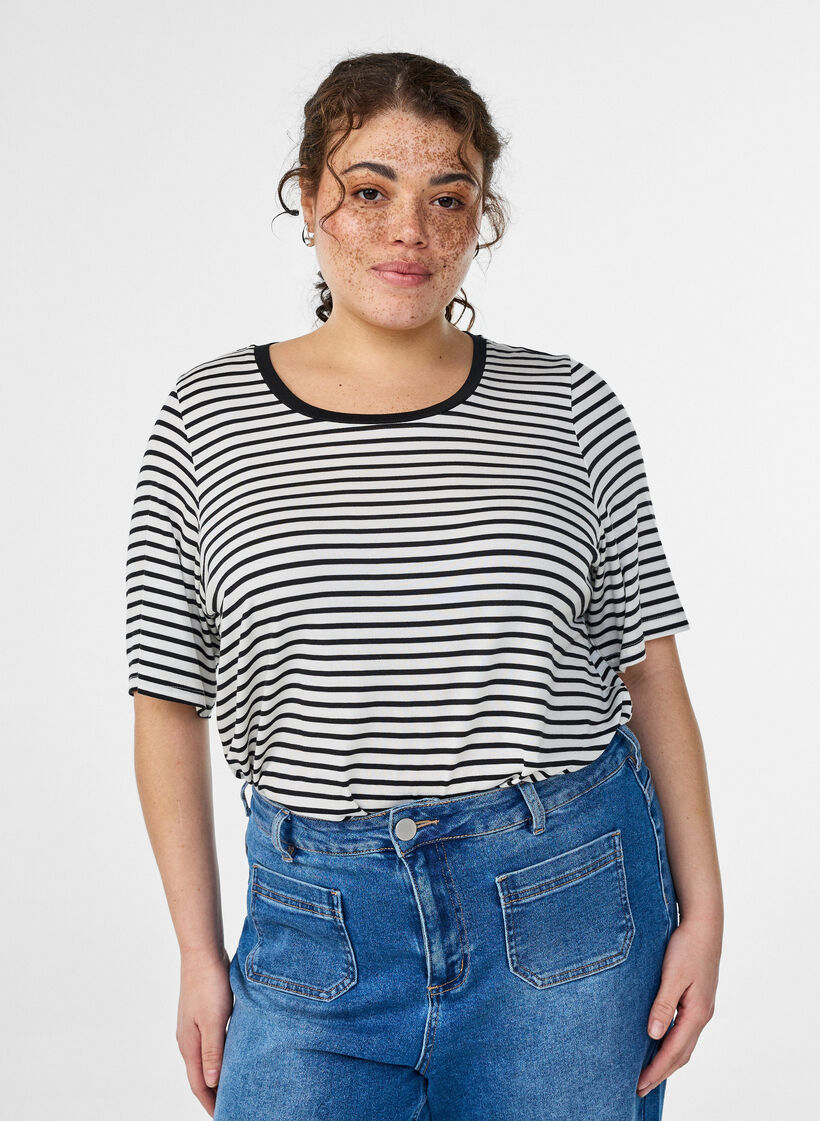 T-paita TENCEL&trade; Lyocellista ja raidoilla, Valkoinen, Model image number 0