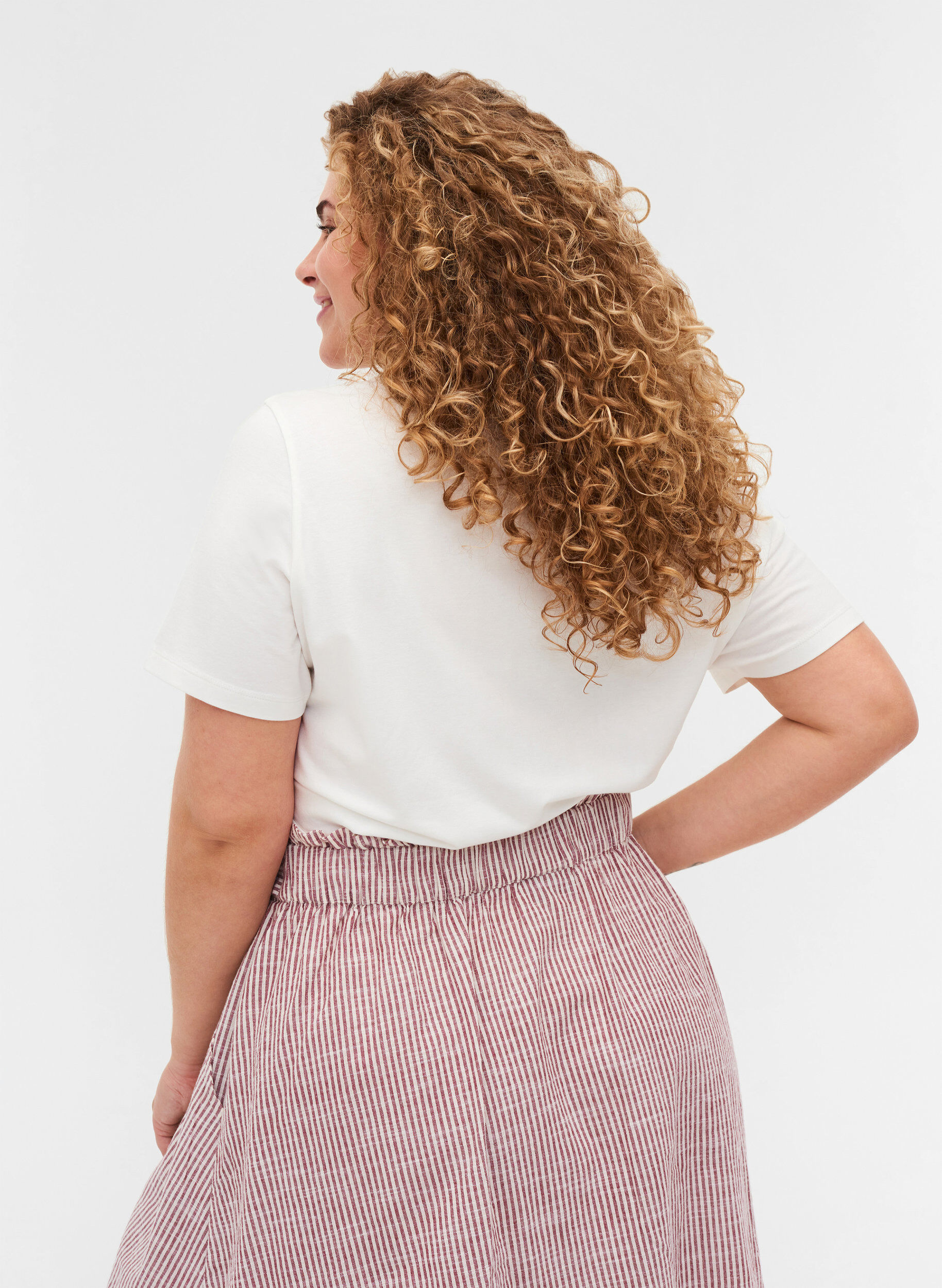 Zizzi T-paita, Warm Off-white, Model image number 1