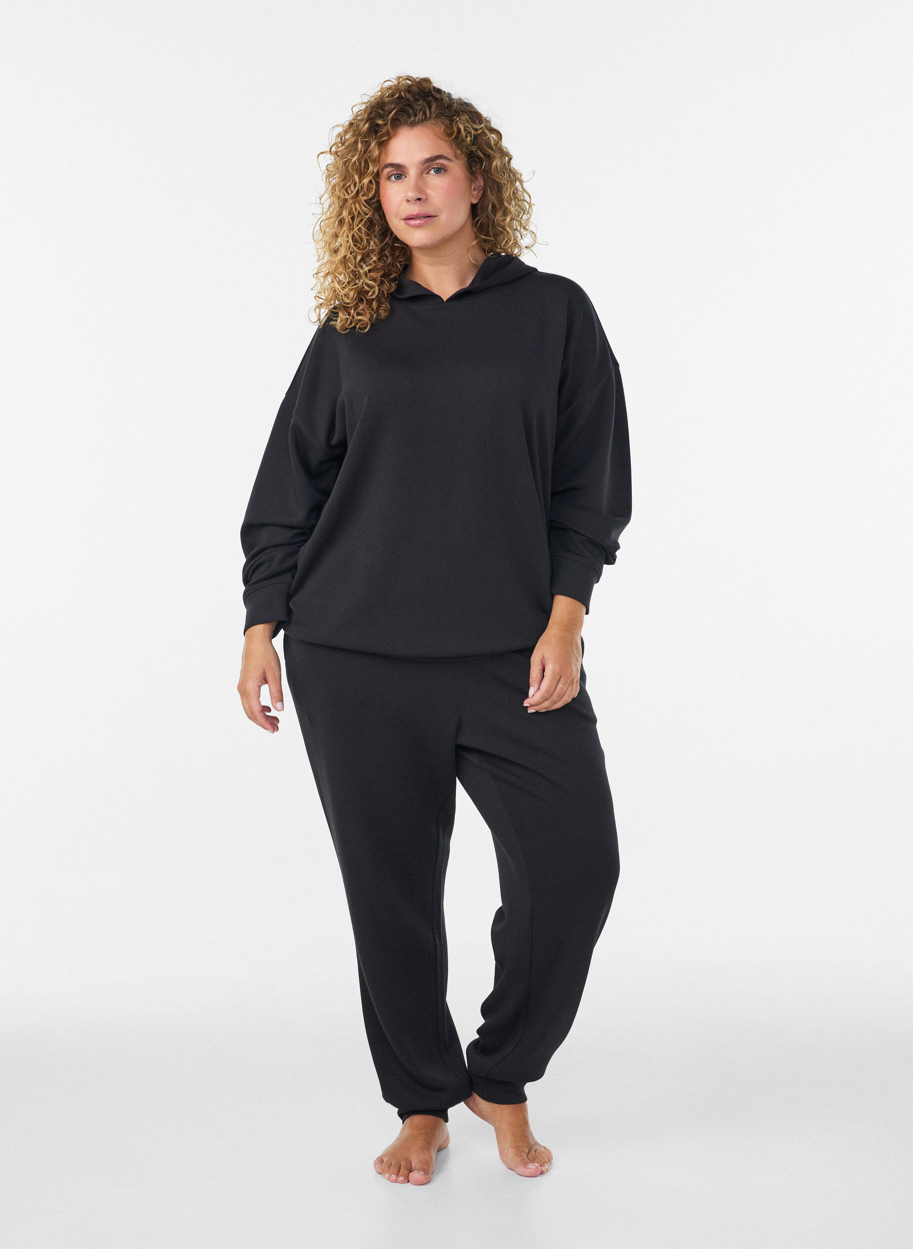 ZizziJerseyhuppari, Musta, Model image number 1