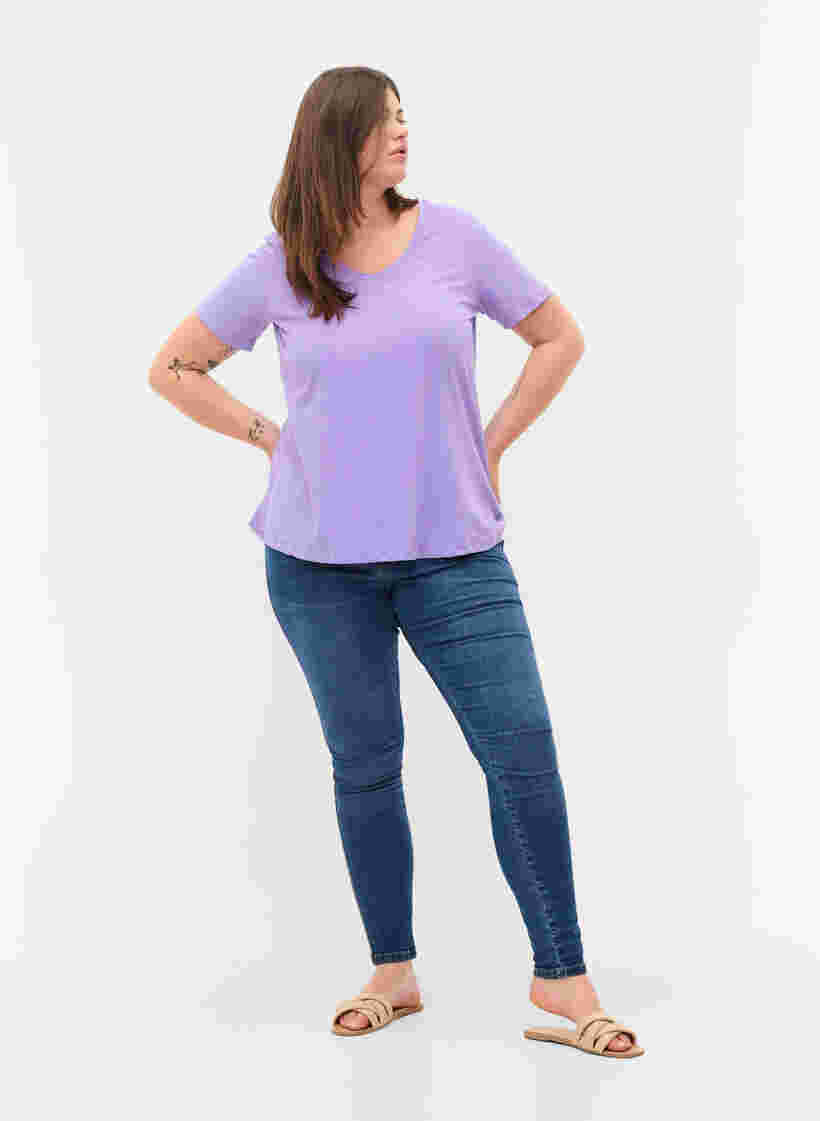 Yksivärinen perus t-paita puuvillasta, Paisley Purple, Model image number 2