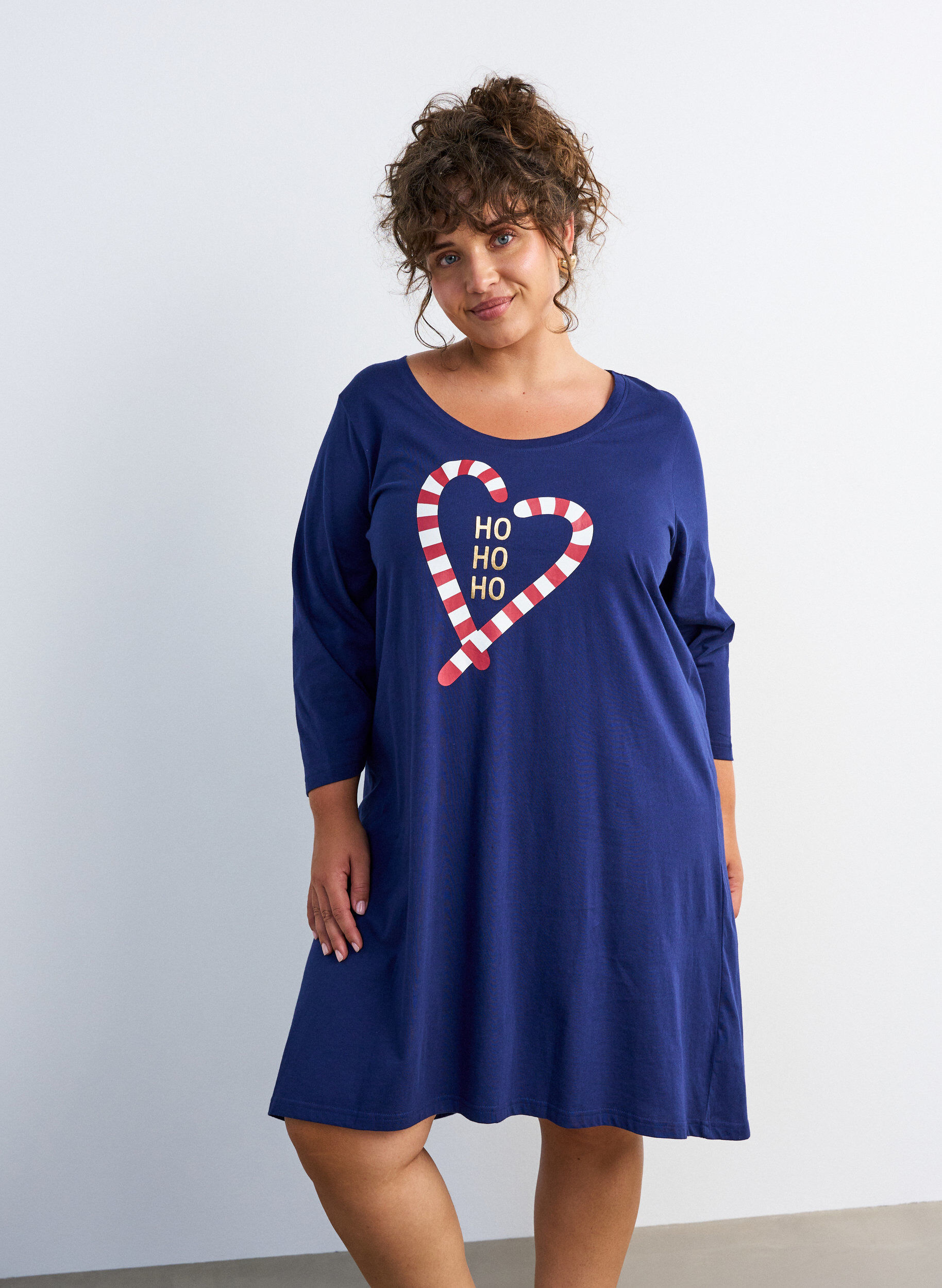 ZizziY&ouml;mekko luomupuuvillasta jouluteemalla, Sininen, Model image number 0