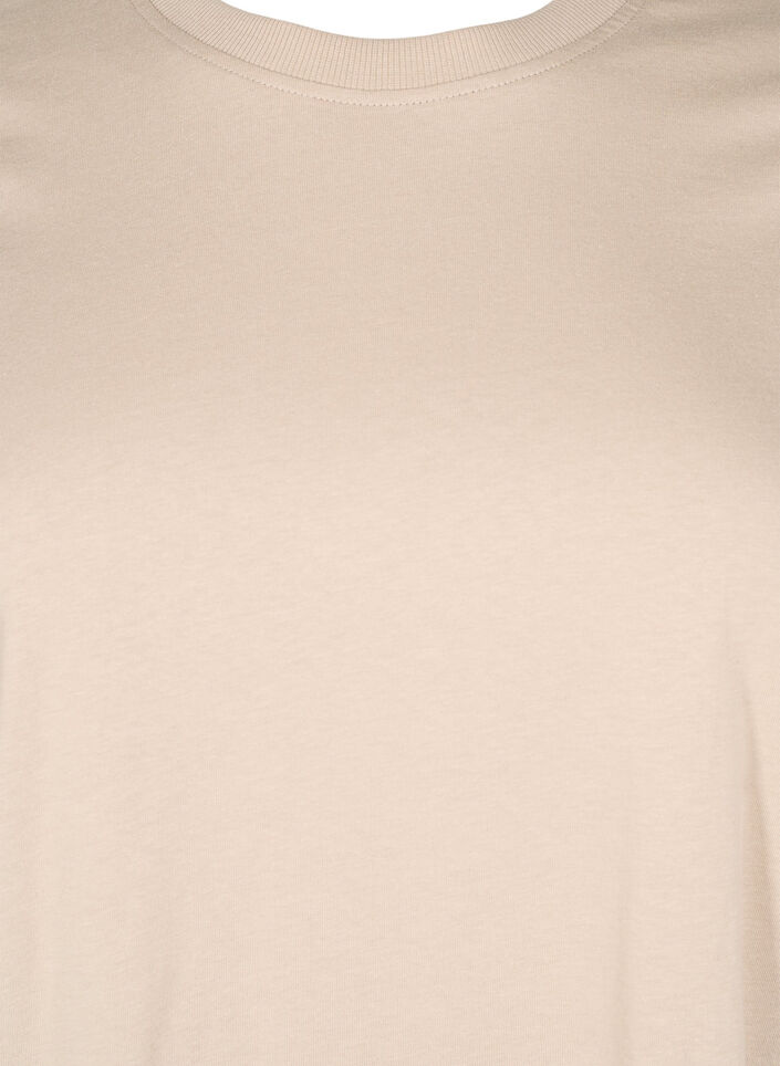 Puuvillainen perus-T-paita, jossa on py&ouml;re&auml; kaula-aukko, Beige, Packshot image number 2