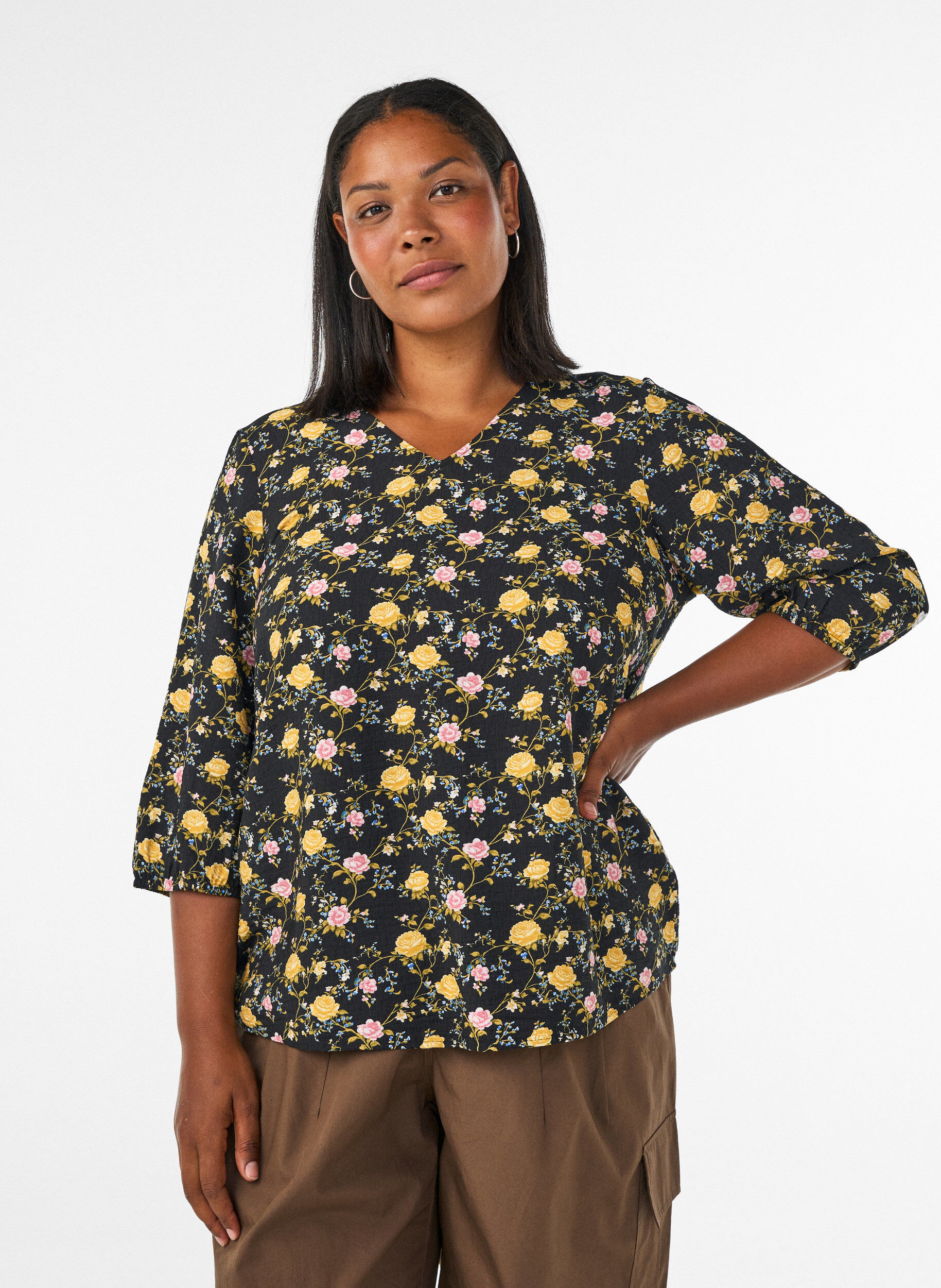 ZizziKuviollinen viskoosipusero 3/4-hihoilla, Musta, Model image number 0