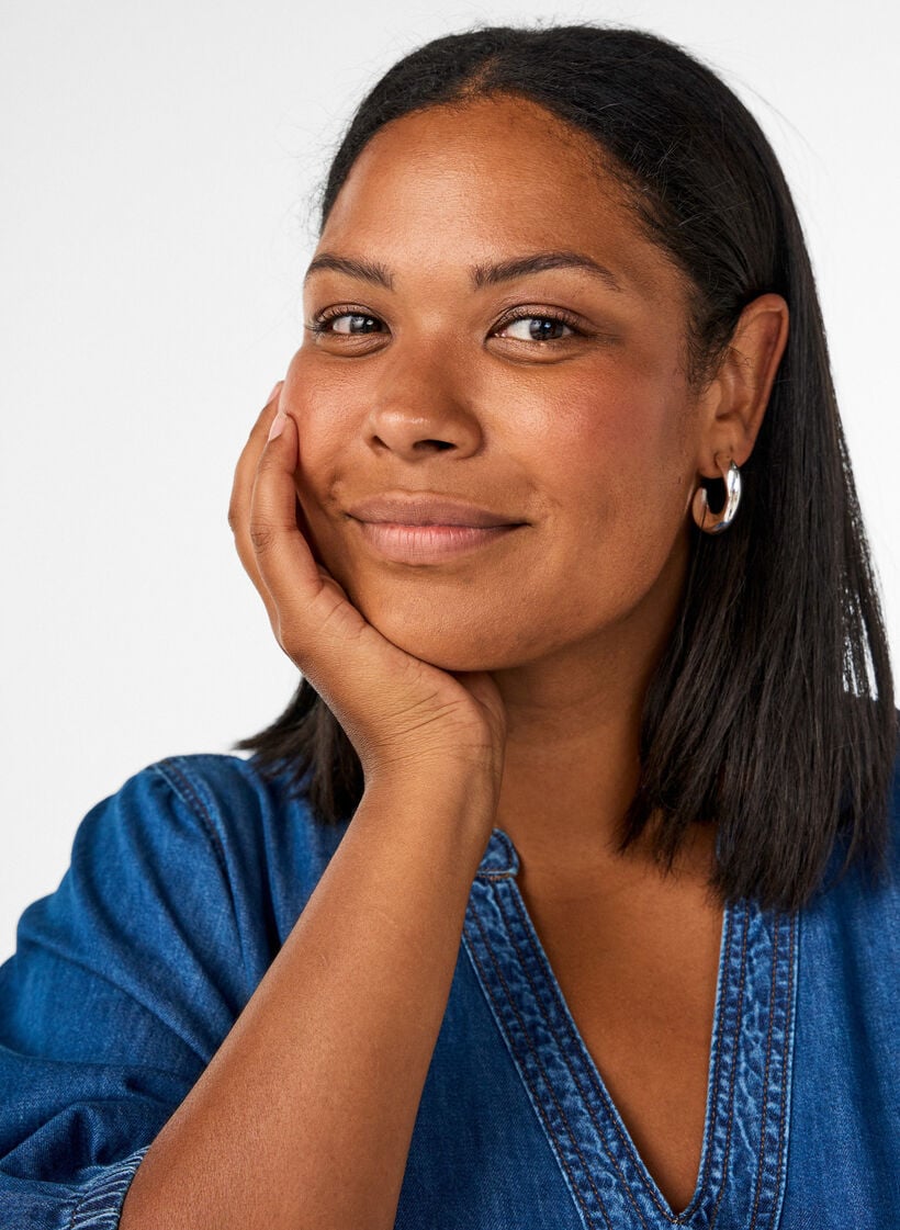 Denim-maximekko r&ouml;yhel&ouml;kerroksilla, Sininen, Model image number 2