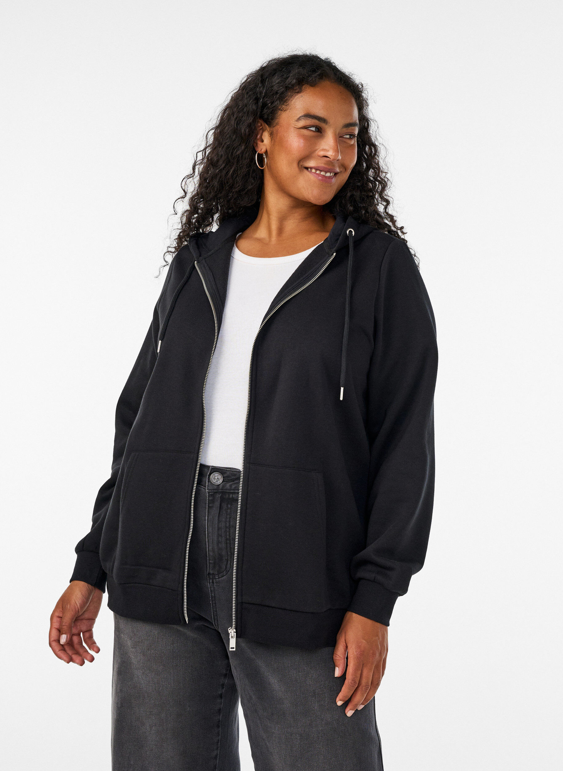ZizziHupullinen collegepaita vetoketjulla ja taskuilla, Musta, Model image number 0