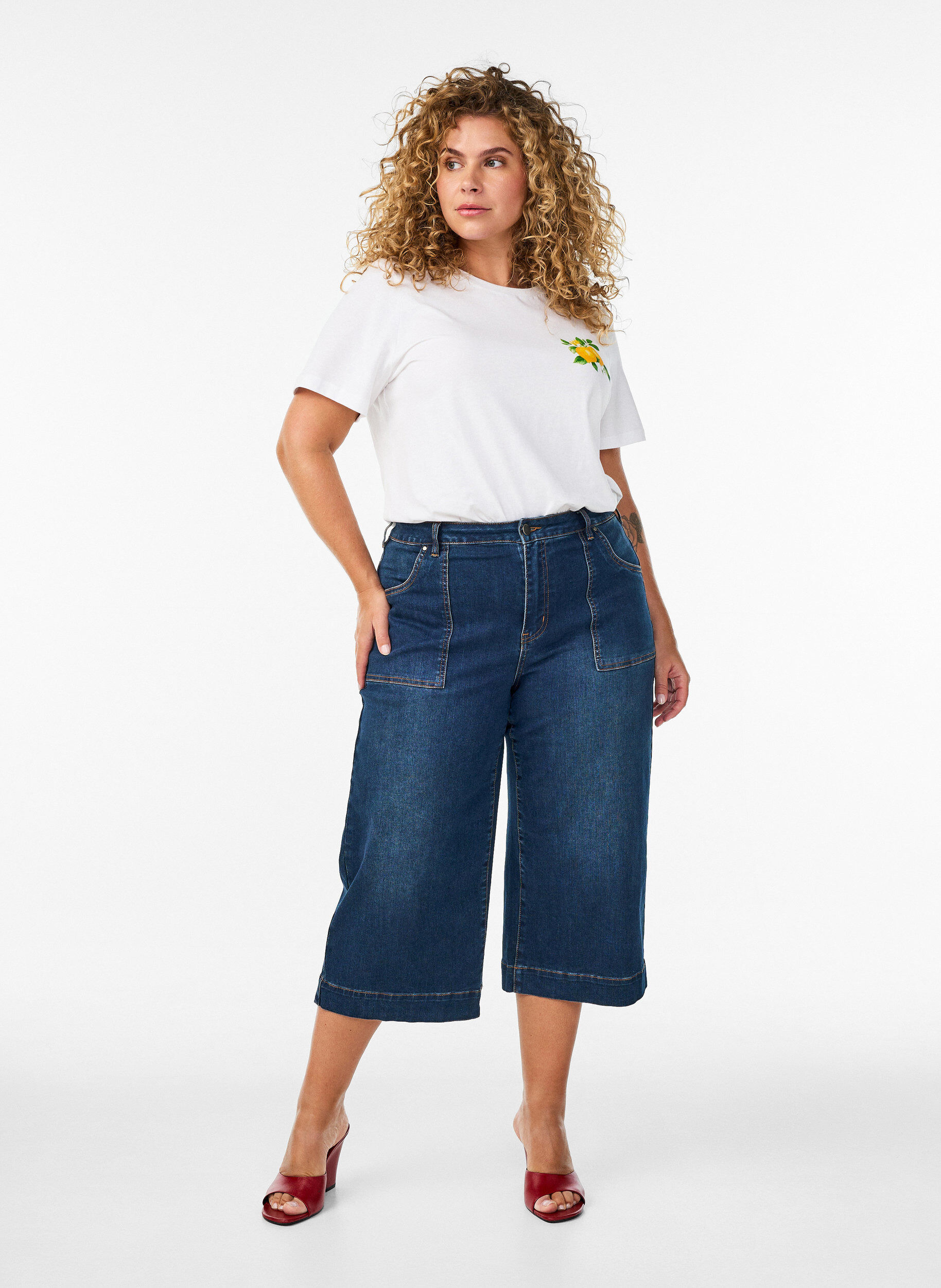 ZizziLuomupuuvillainen T-paita sitrusprintill&auml;, Valkoinen, Model image number 1