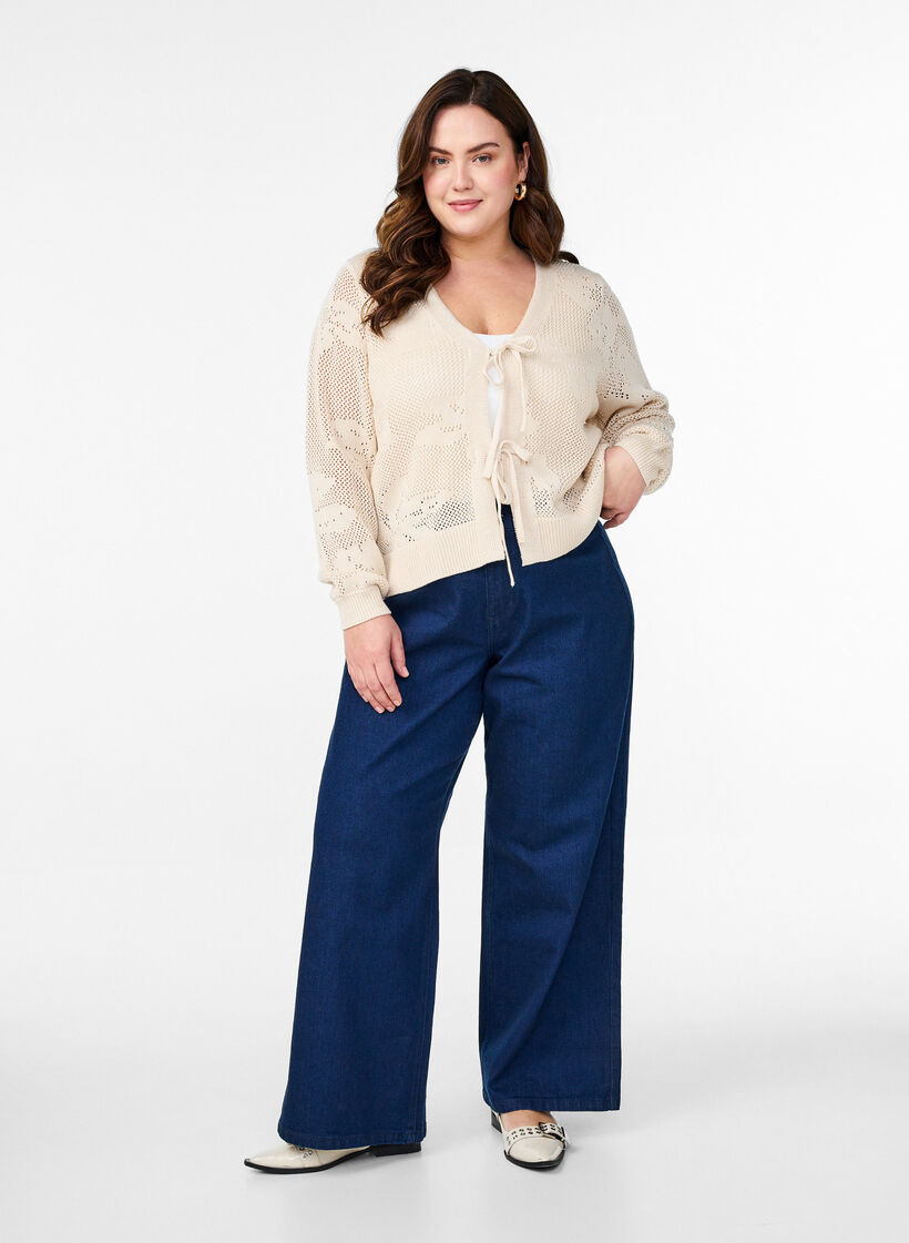 Avoin neulekuvioitu neuletakki nauhoilla, Birch, Model image number 3