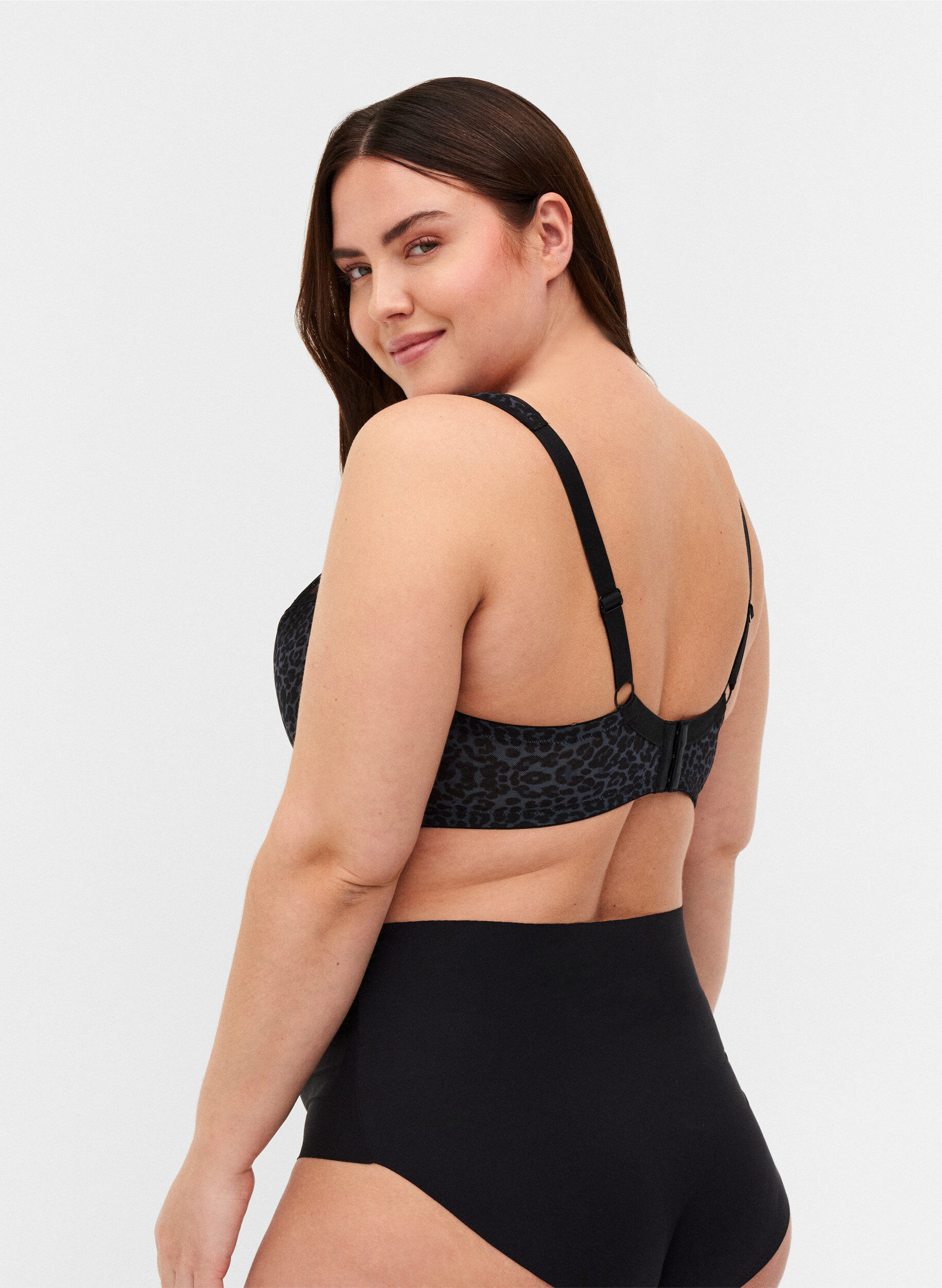 Zizzi Rintaliivit  kukkakuosilla ja mesh-kankaalla, Grey Leopard, Model image number 1