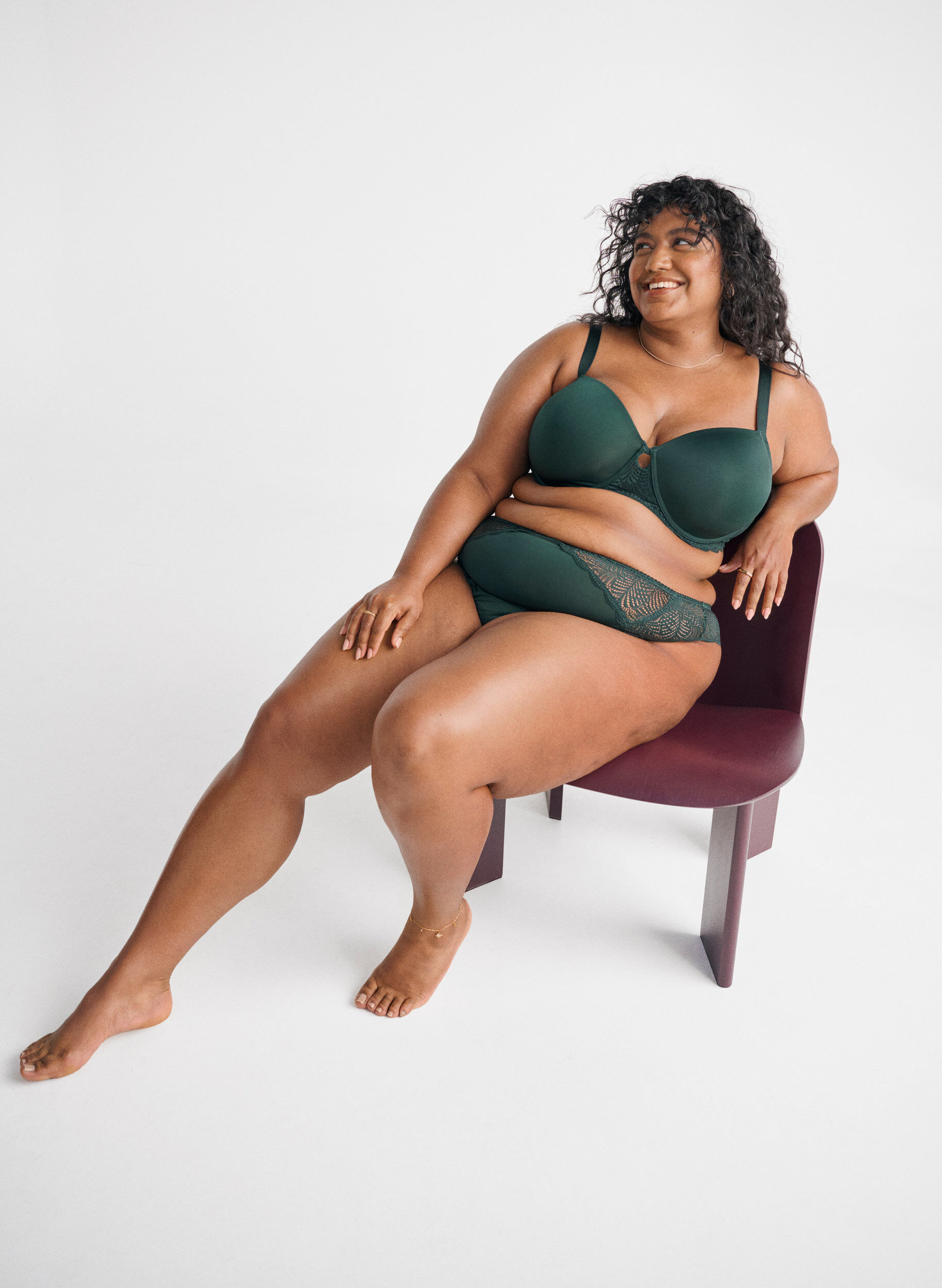 Zizzi Mikrokuituiset stringit pitsiyksityiskohdilla, Vihre&auml;, Image image number 0