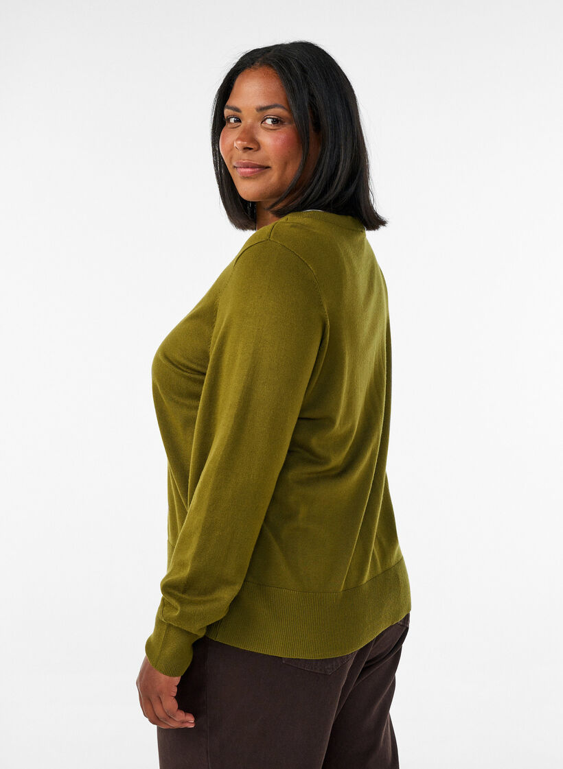 Neuletakki, jossa py&ouml;re&auml; p&auml;&auml;ntie ja napit, Vihre&auml;, Model image number 2