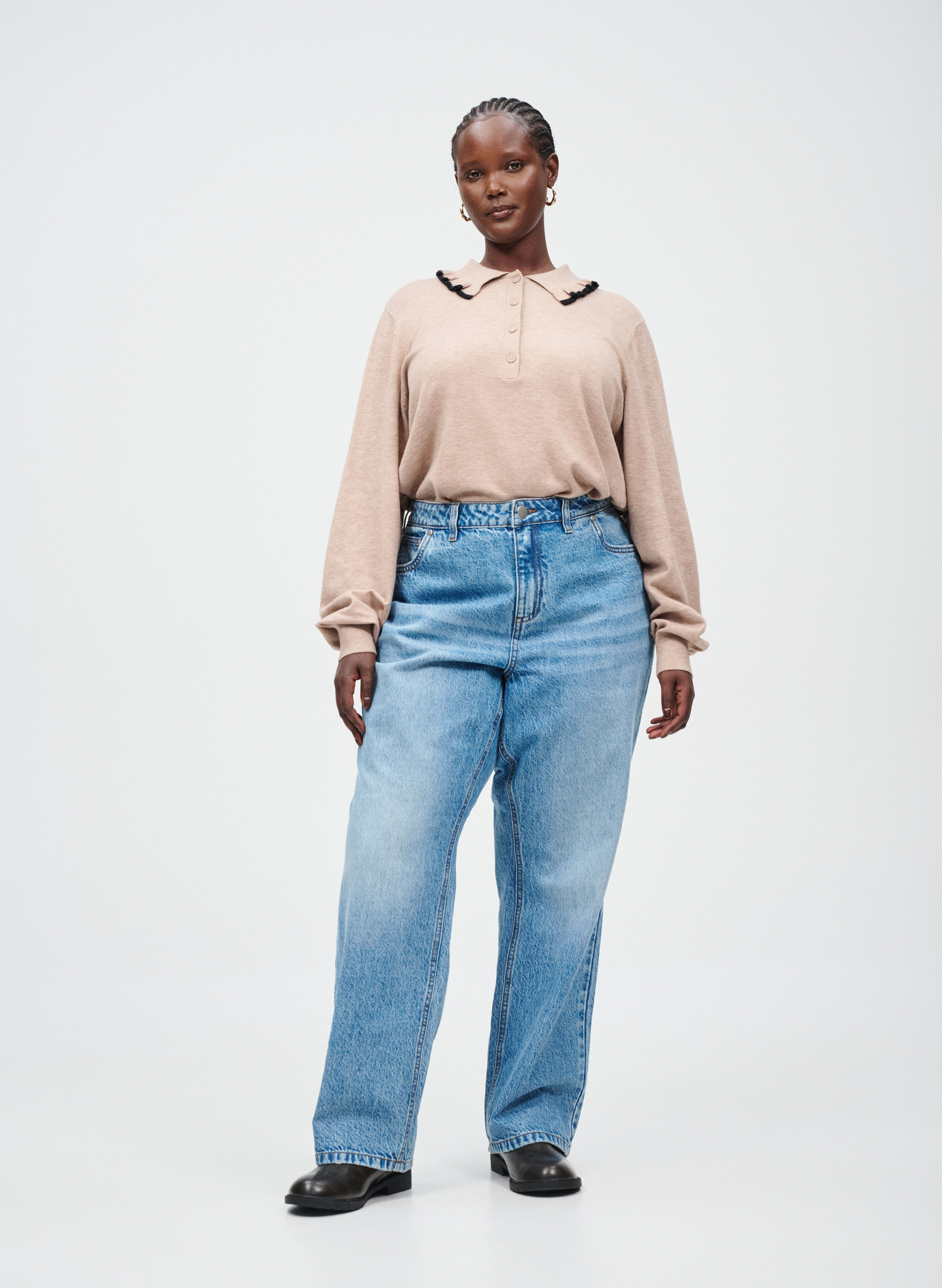 Zizzi Polo yksityiskohtaisella kauluksella, , Model