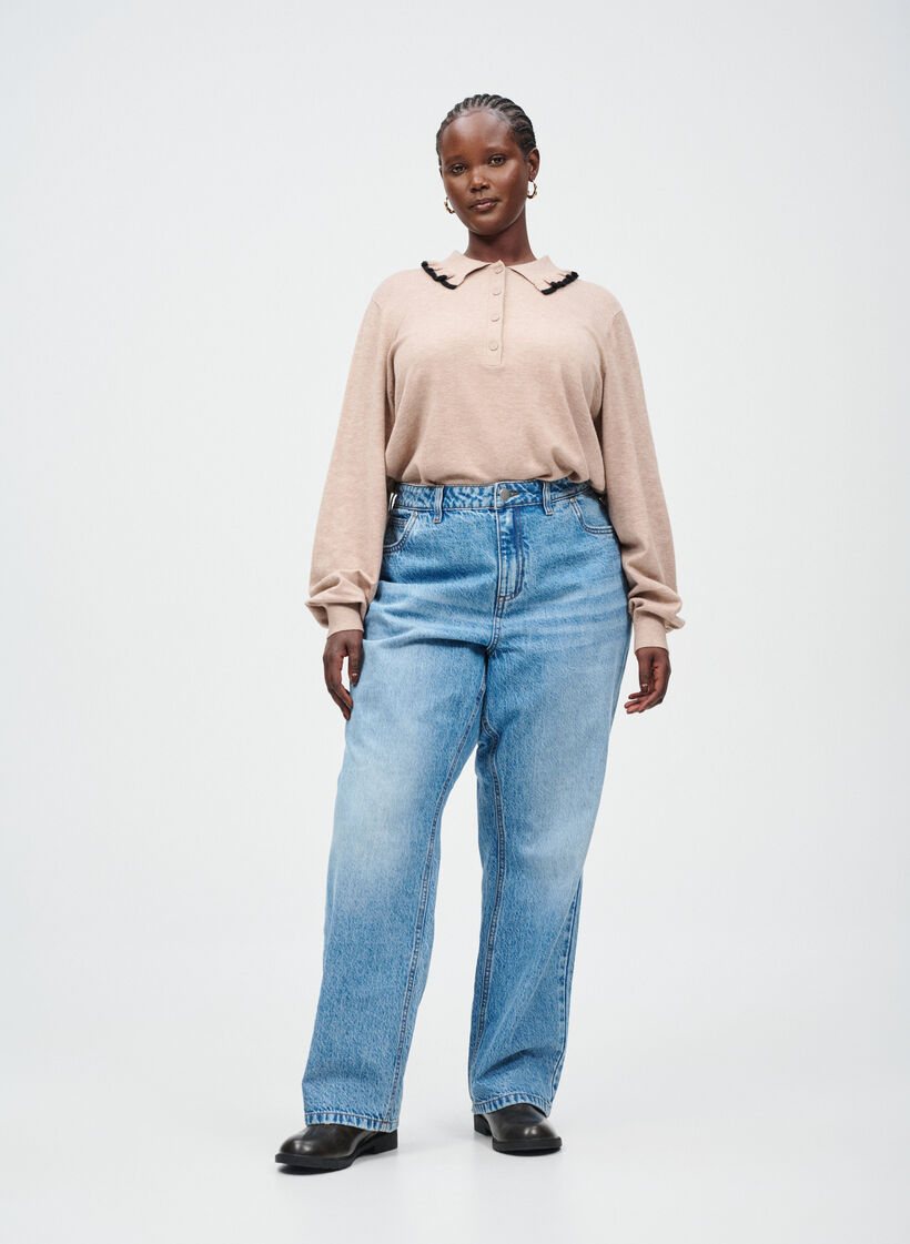 Polo yksityiskohtaisella kauluksella, , Model