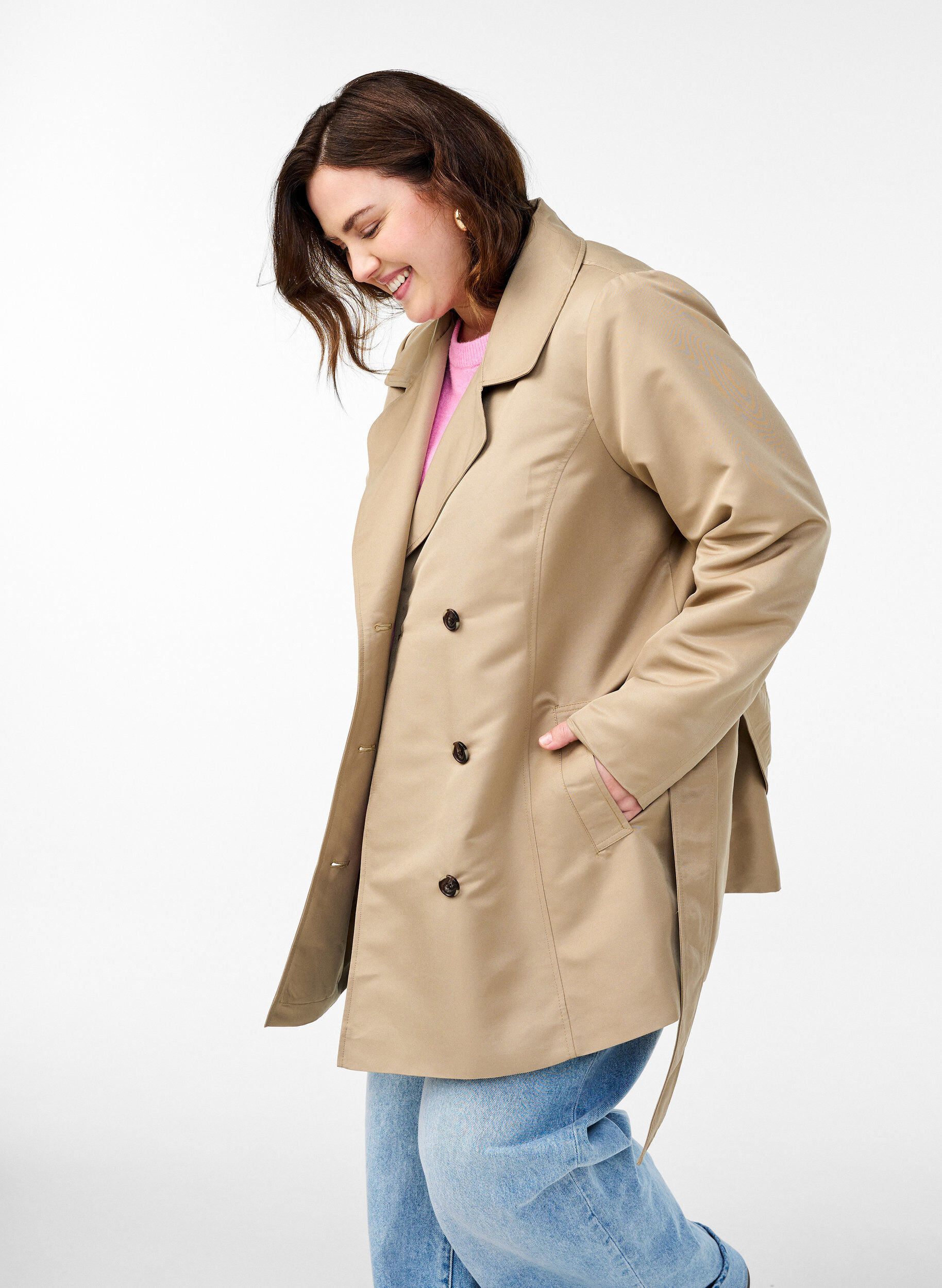 Zizzi Lyhyt trenssitakki ja vy&ouml;, Beige, Model image number 3