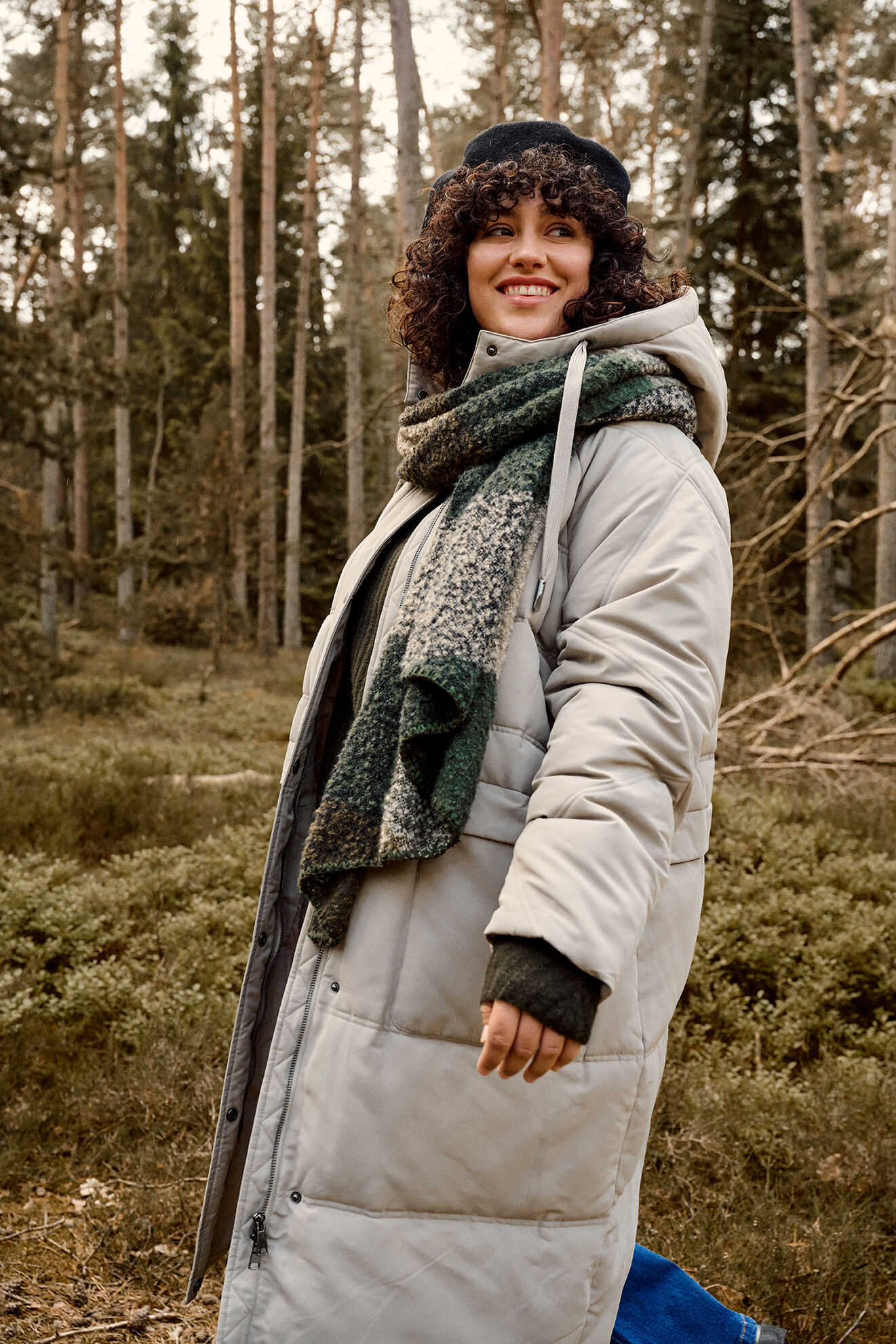 Zizzi Pitk&auml;t puffer-takit, , Model