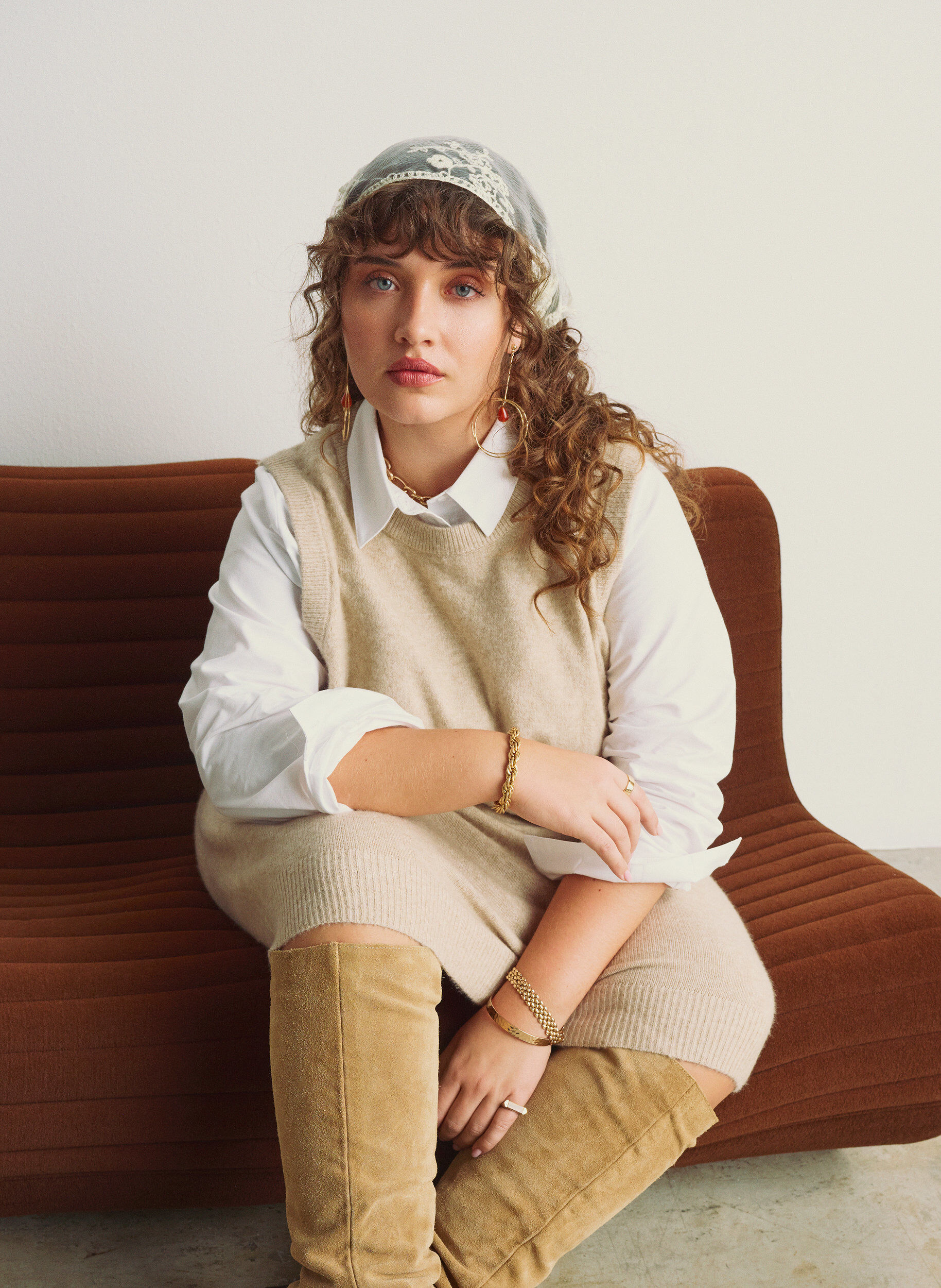 Zizzi Kolmiomainen pitsihuivi, Beige, Image image number 0