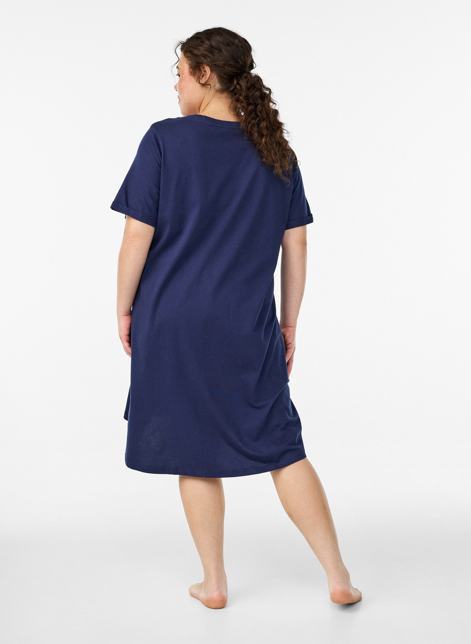 ZizziLyhythihainen y&ouml;paita luomupuuvillaa, Sininen, Model image number 1