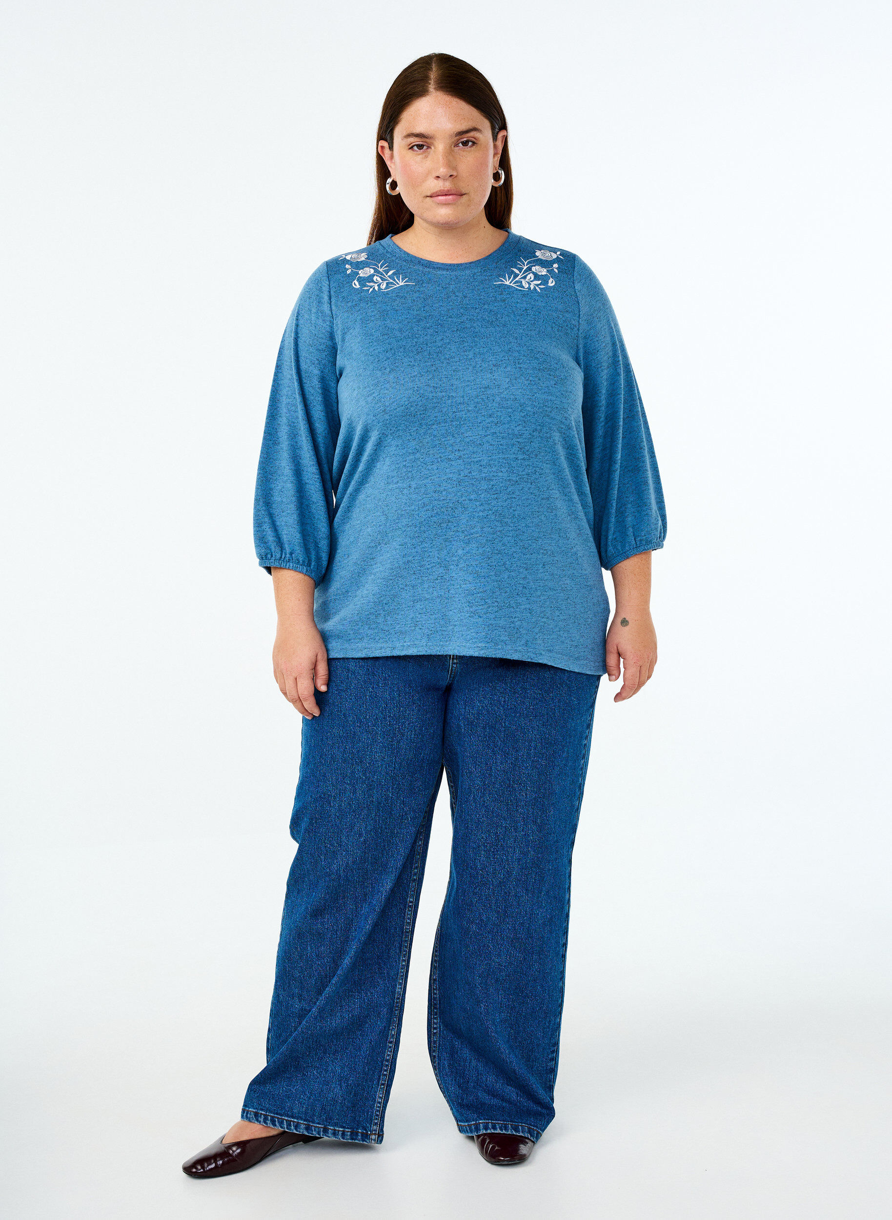 Zizzi Kukkakirjailtu pusero ja 3/4-hihat, Copen Blue Melange, Model image number 2