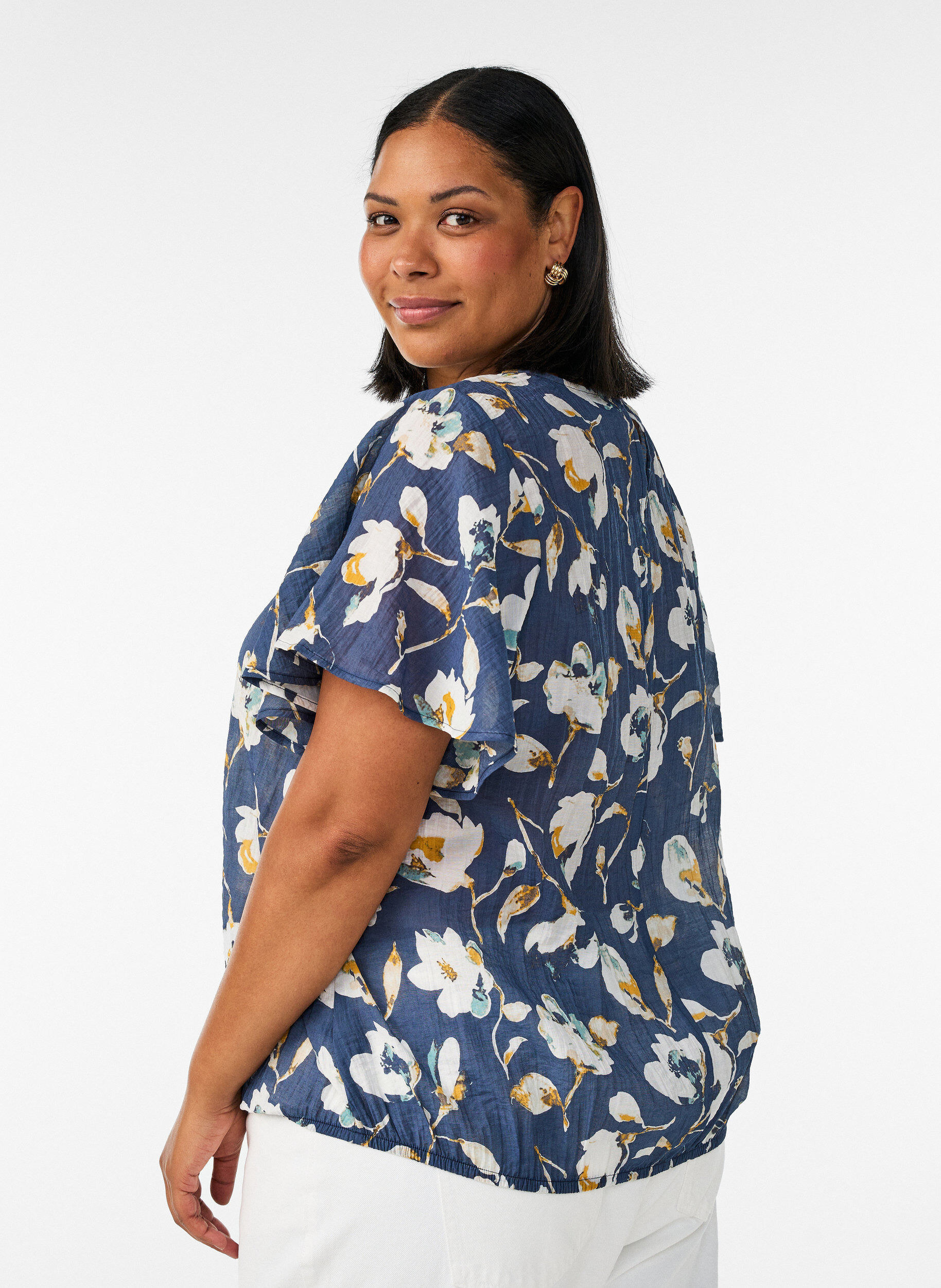 ZizziPusero pallomaisella muodolla ja siipim&auml;isill&auml; hihoilla, Sininen, Model image number 2