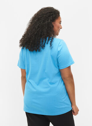 2 perus t-paitaa puuvillasta, Bonnie Blue/Black, Model image number 1