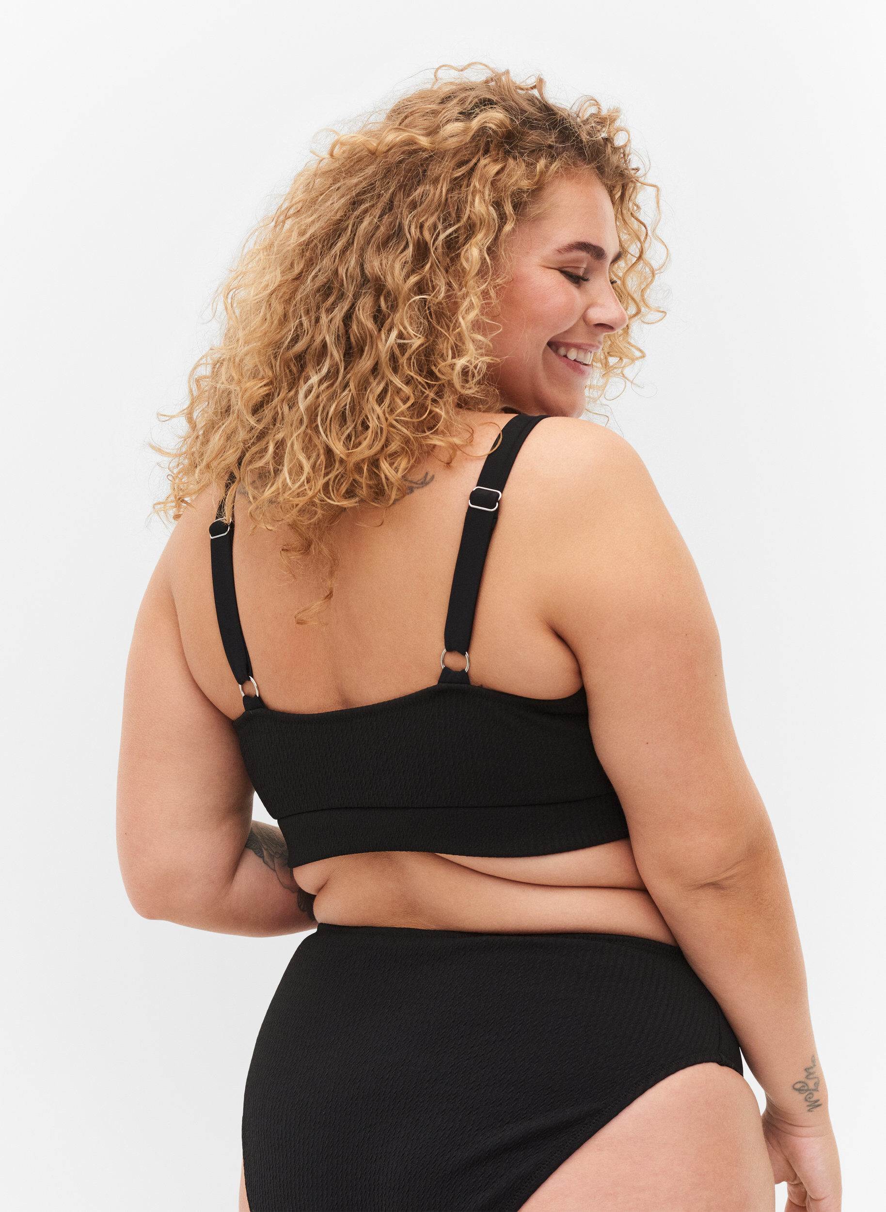 Zizzi Krepattu bikiniyl&auml;osa, Black, Model image number 1