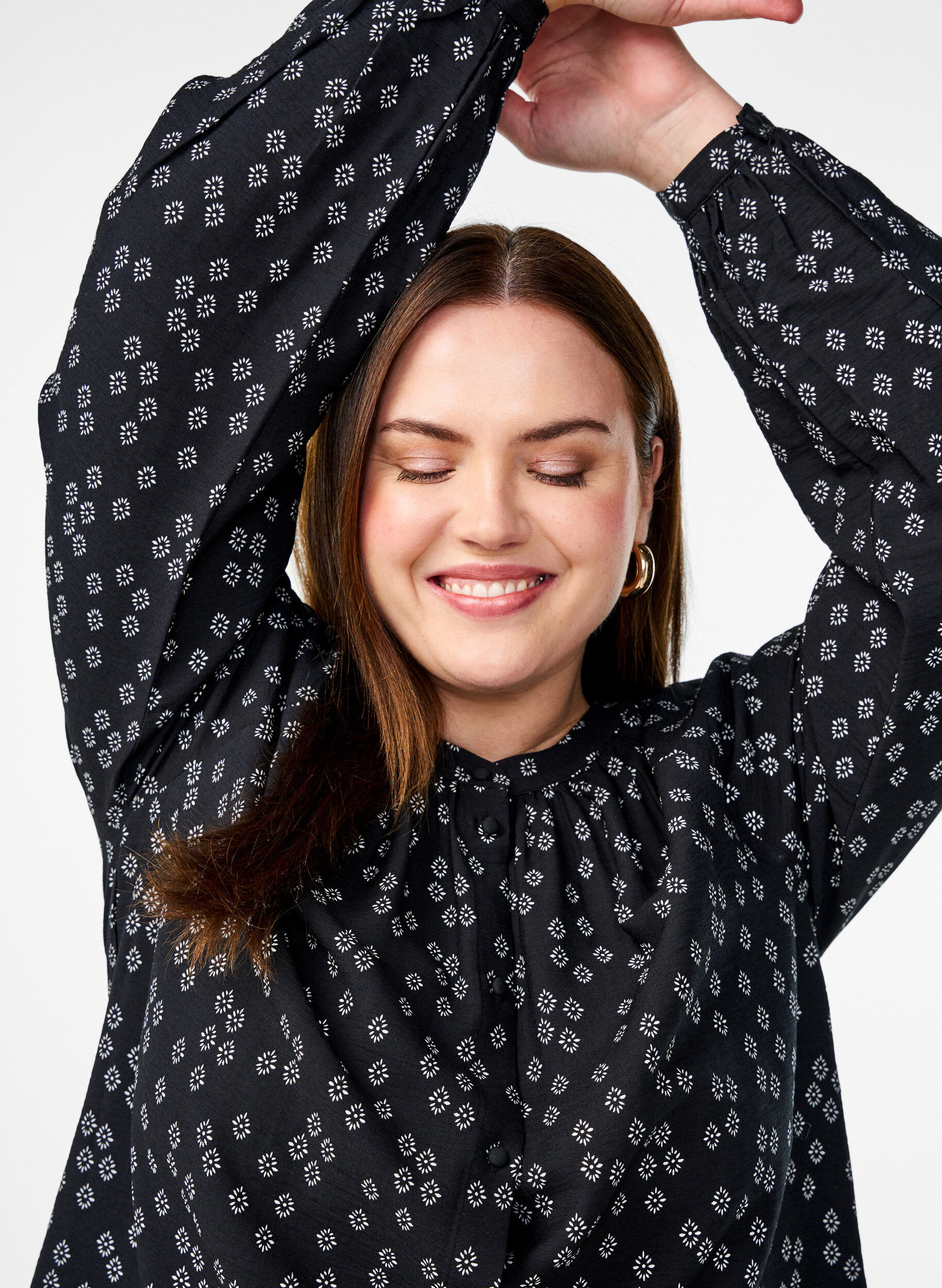 Zizzi Pitk&auml;hihainen tunika kukallisella kuosilla, Musta, Image image number 0