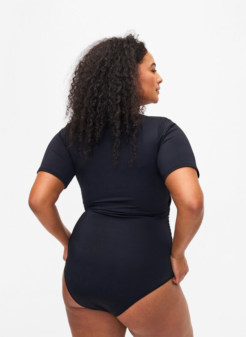 Uimapuku vetoketjulla ja lyhyillä hihoilla, Black, Model image number 1