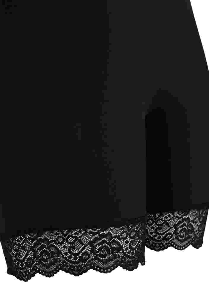 Kevyet shapewear-shortsit pitsireunuksella, Black, Packshot image number 3