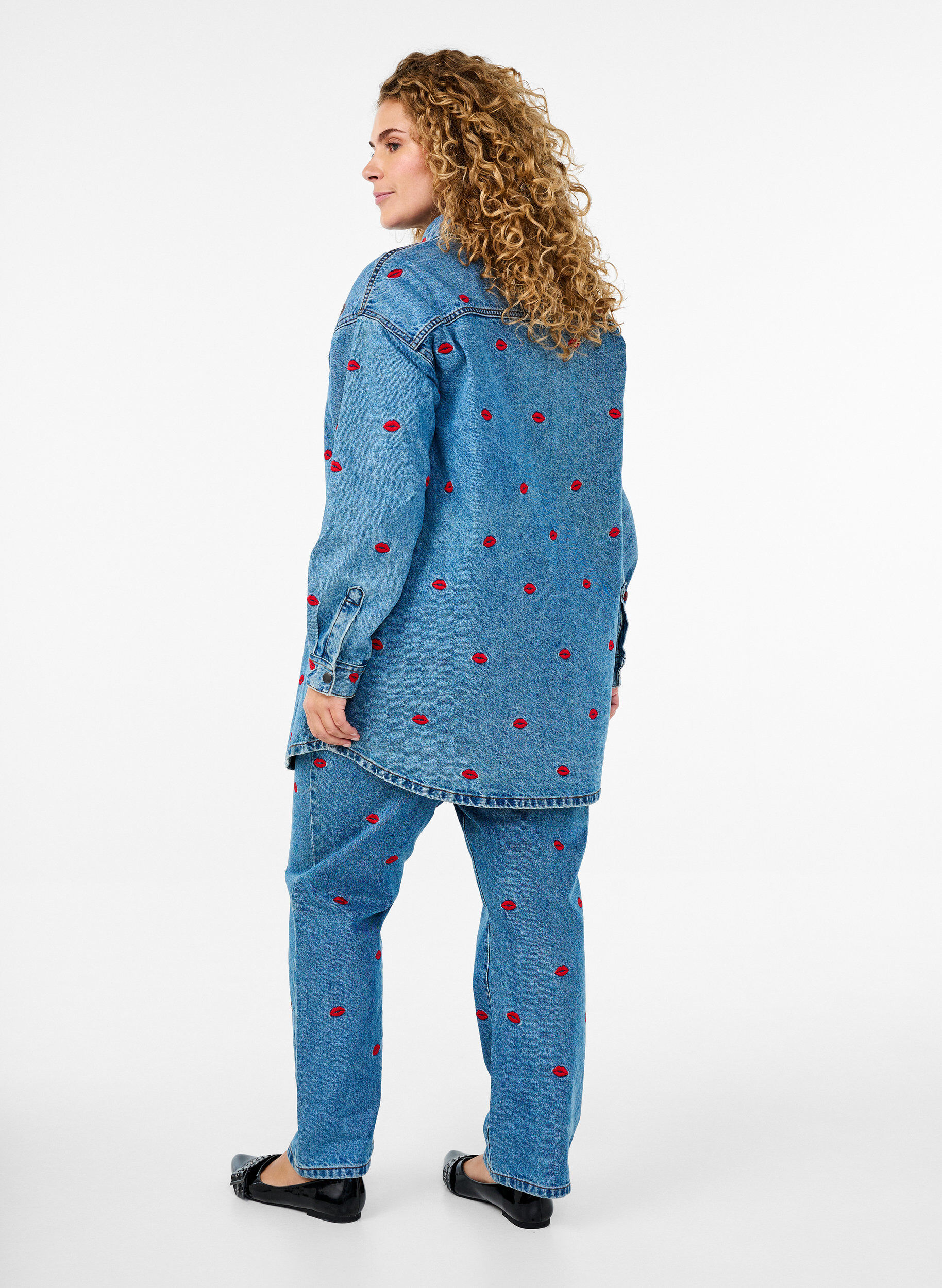 Zizzi Korkeavy&ouml;t&auml;r&ouml;iset Gemma-farkut huulikuviolla, Sininen, Model image number 1