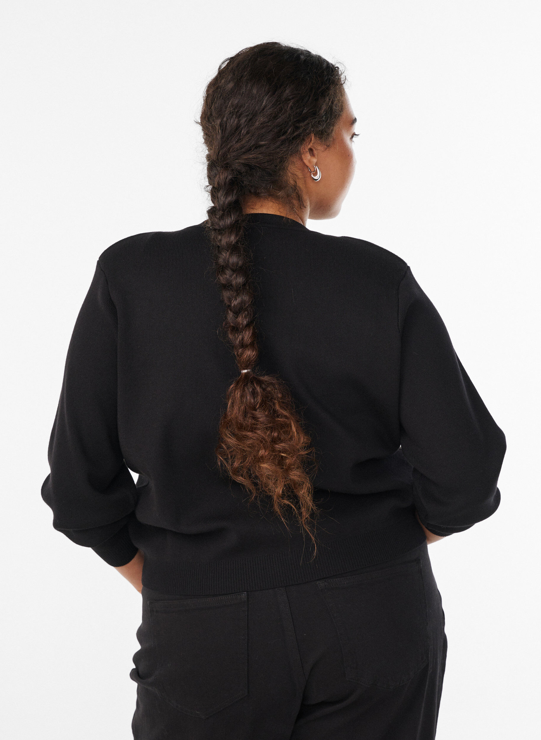 Zizzi Neuletakki koristeellisilla kultanapeilla, Musta, Model image number 2