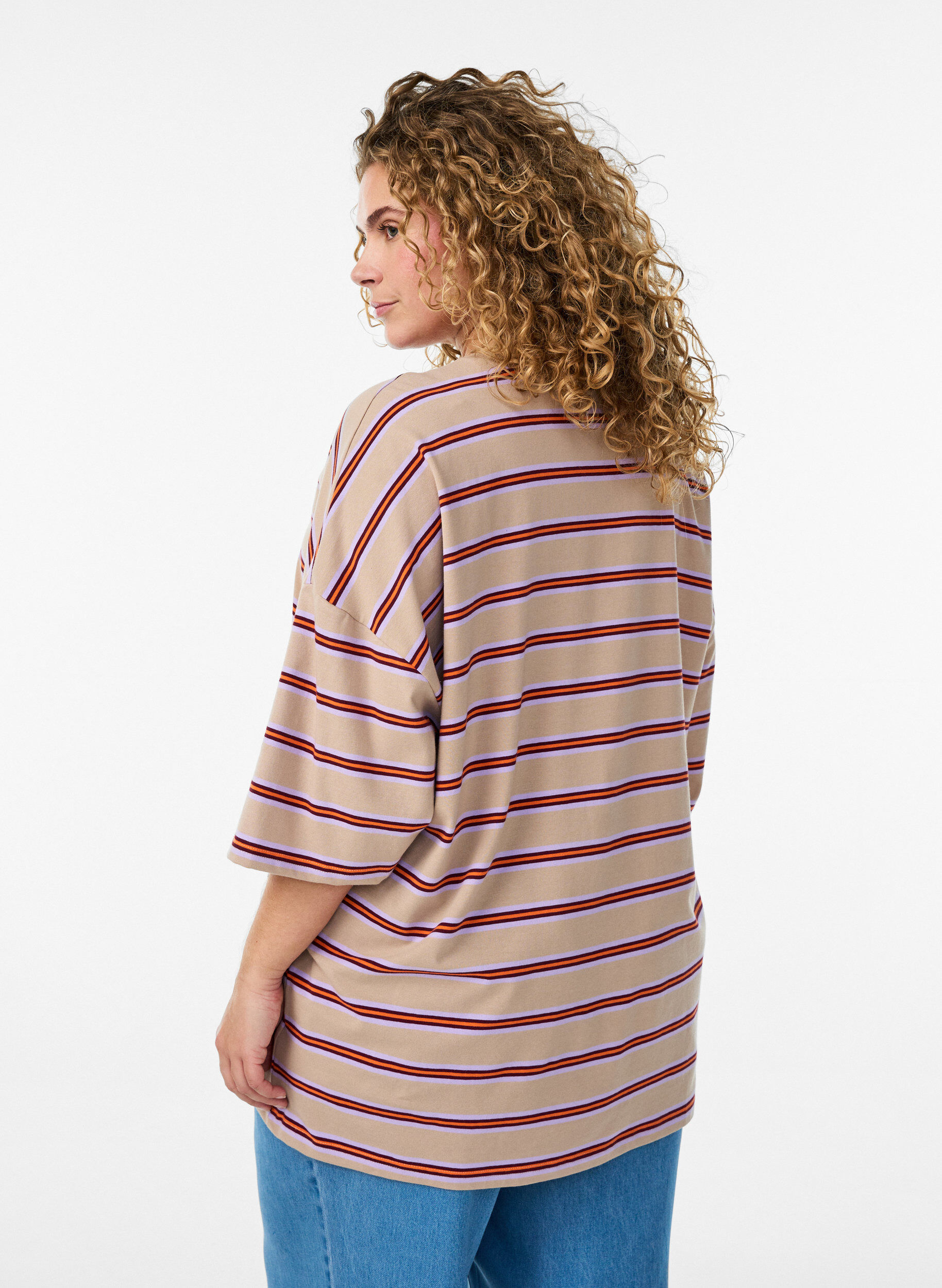 ZizziYlisuuri T-paita raidoilla ja 1/2-hihoilla, Beige, Model image number 2