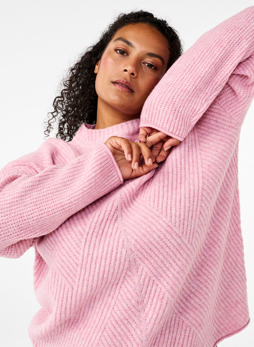 Neulepaita raidallisella kuosilla ja pitkilla hihoilla, Corsage Mel., Image image number 0