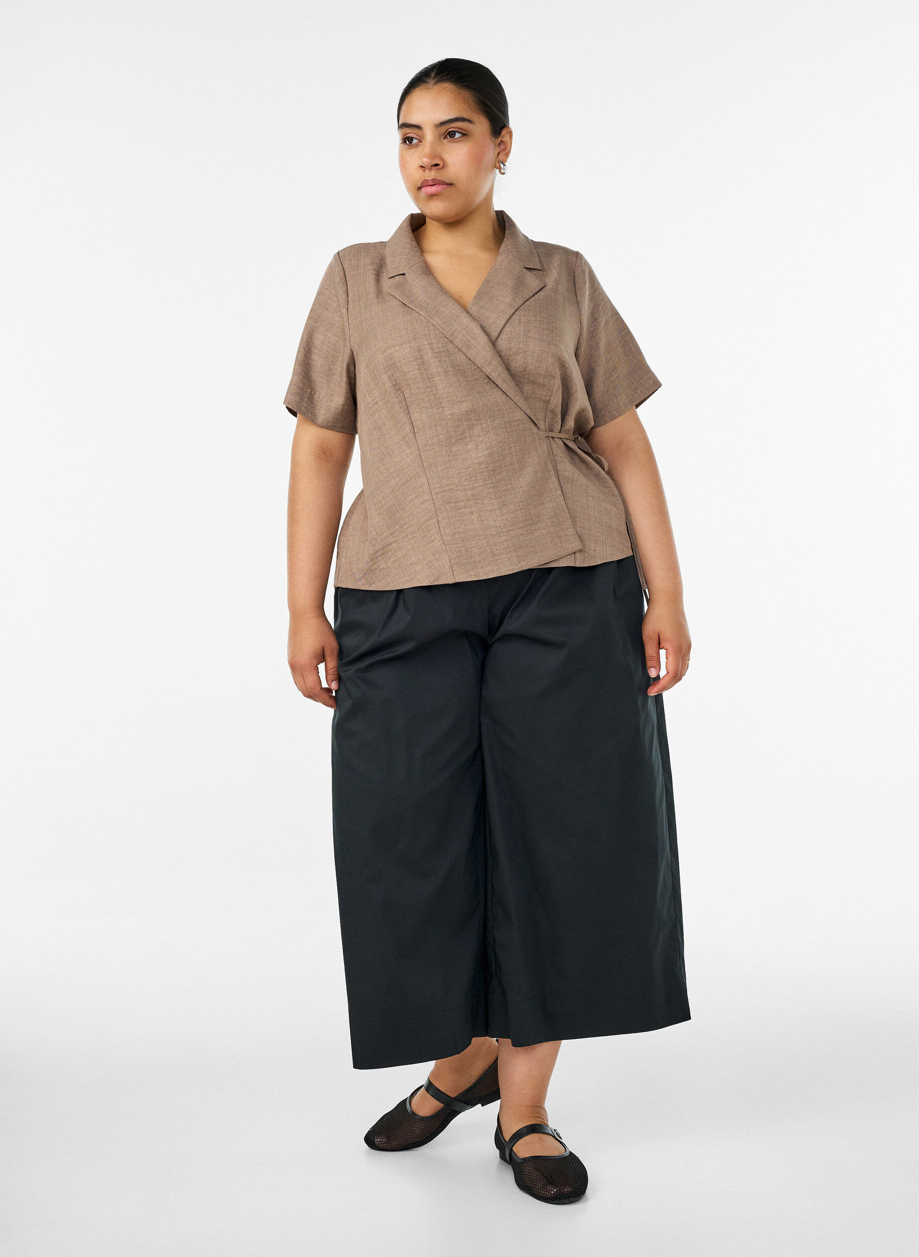 ZizziKietaisupaita solmittavalla kiinnityksell&auml;, Ruskea, Model image number 1