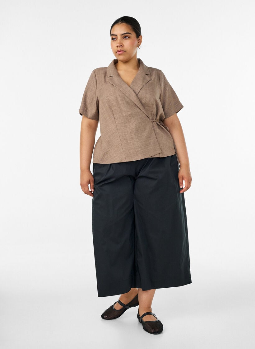 Kietaisupaita solmittavalla kiinnityksell&auml;, Ruskea, Model image number 1