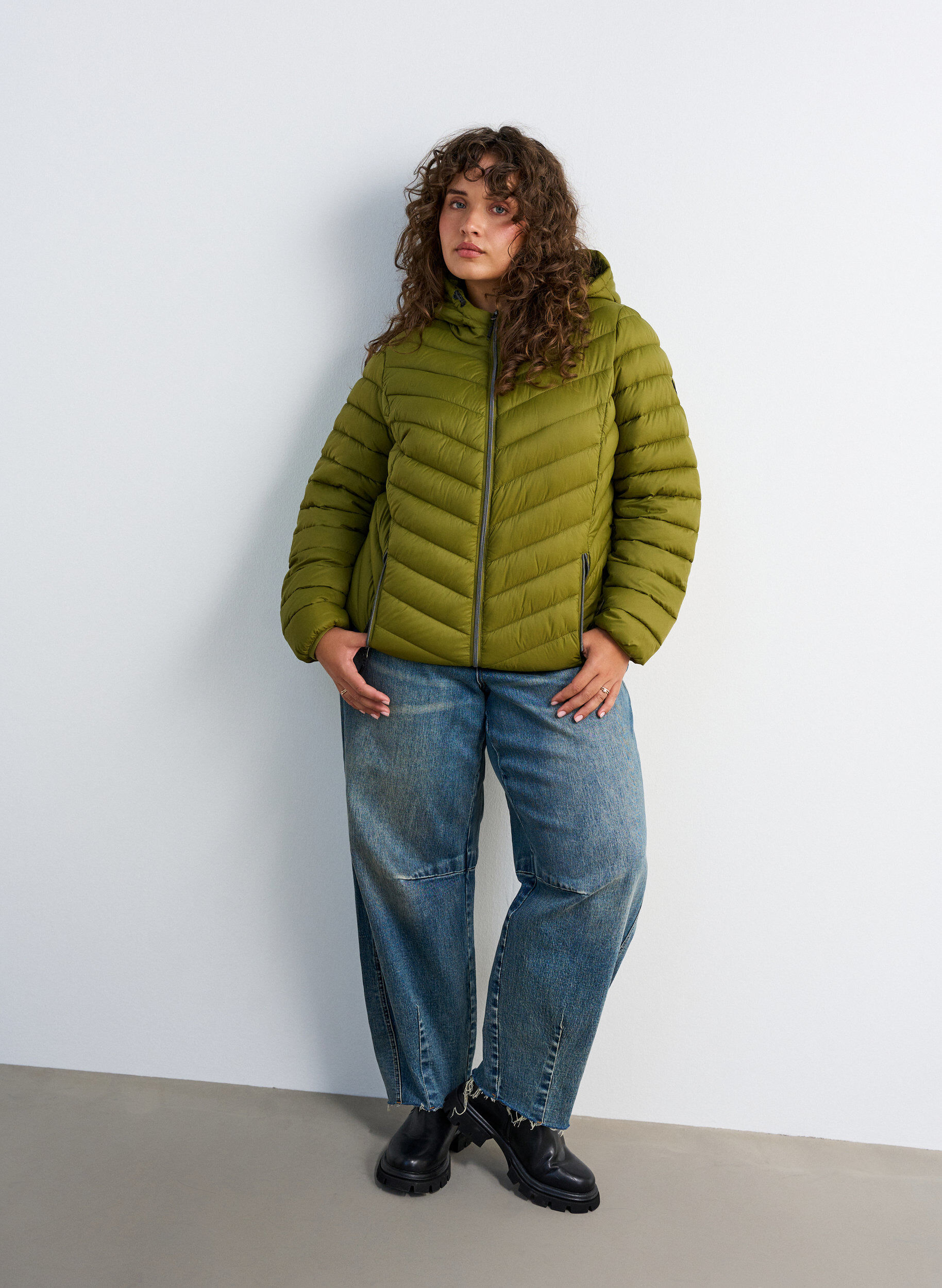 ZizziKevyt takki hupulla, Vihre&auml;, Model image number 1