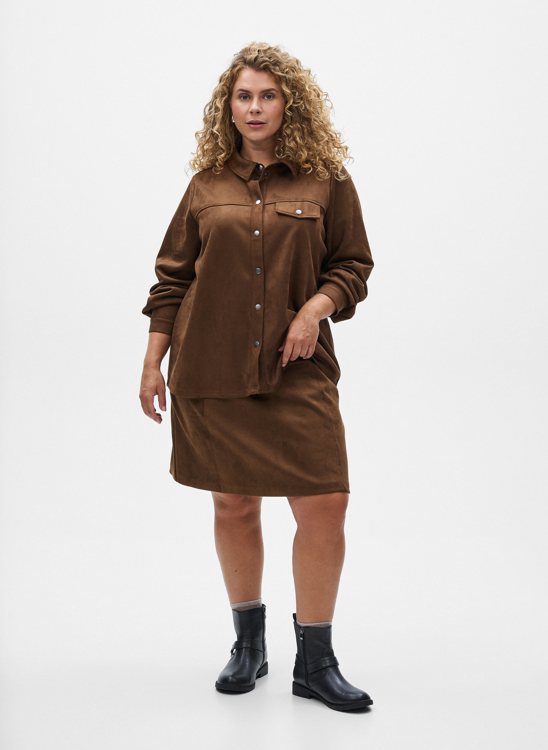 Zizzi Lyhyt mokkaj&auml;ljitelm&auml; A-linjainen hame, Ruskea, Model image number 1