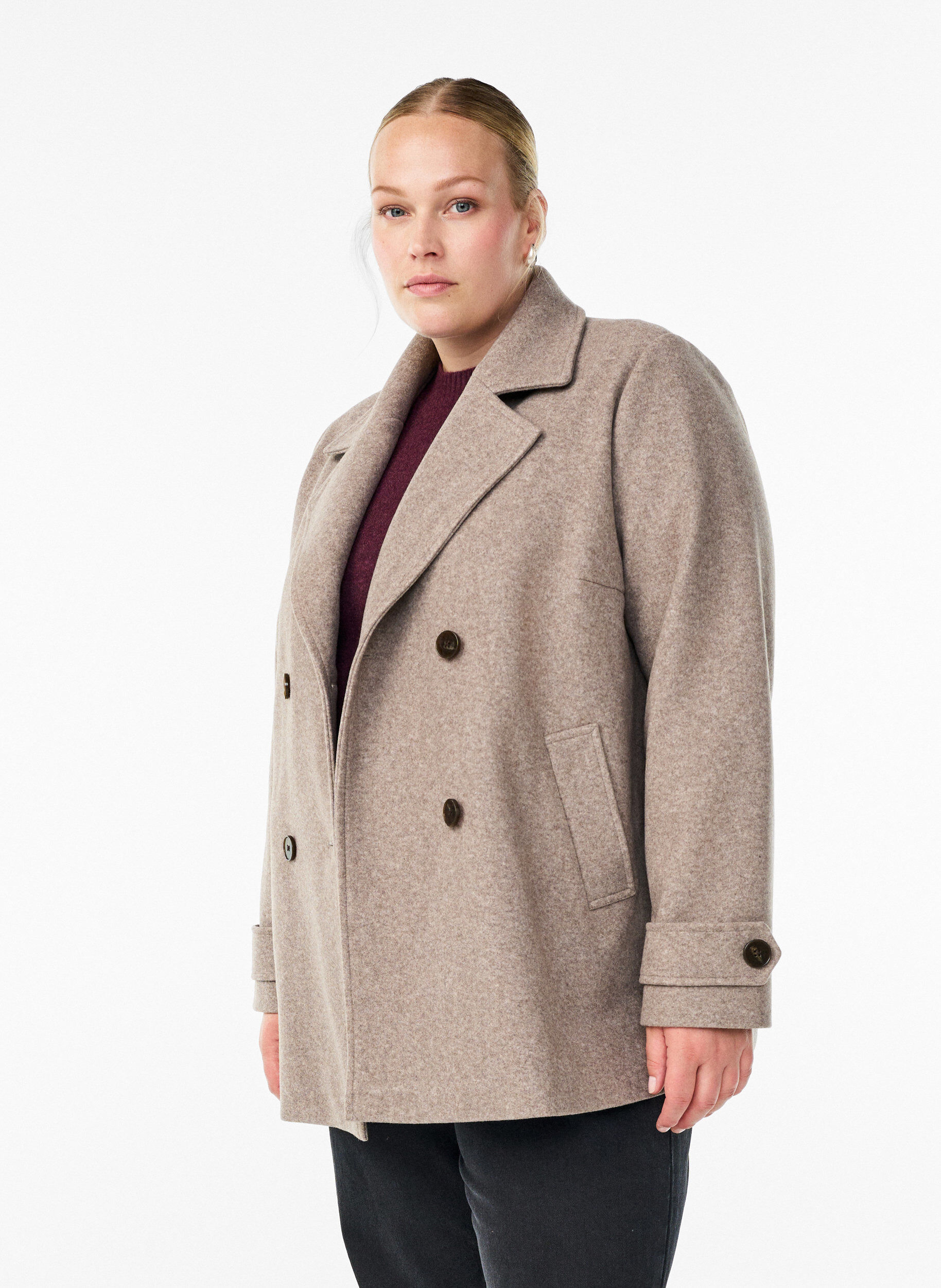 Lyhyt takki kaksoisnapituksella, Beige, Model