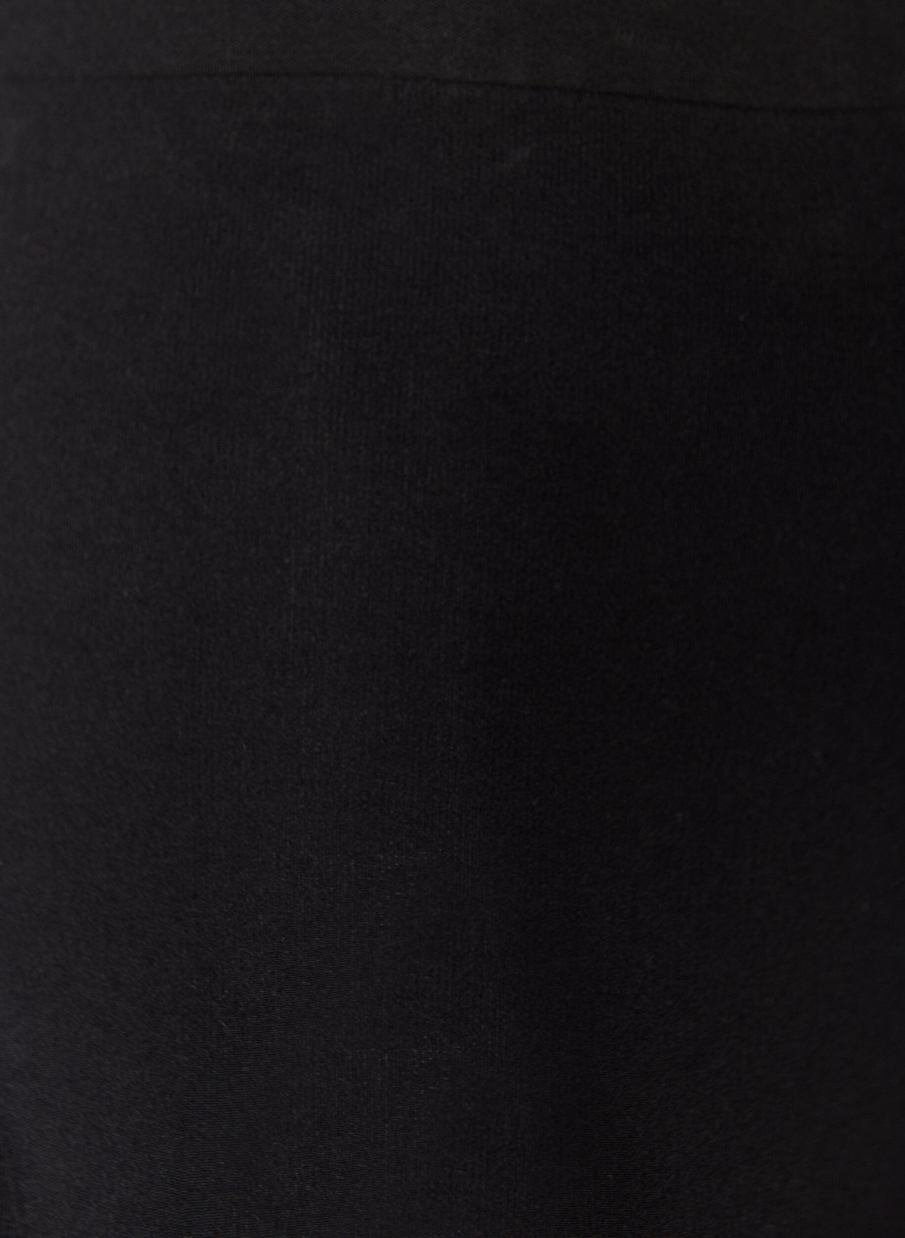 Zizzi Muotoilevat shortsit keskivahvalla tuella ja korkealla vy&ouml;t&auml;r&ouml;ll&auml;, Musta, Packshot image number 2