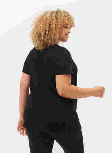 T-paita printillä treeniin , Black w. Purple A, Model image number 1