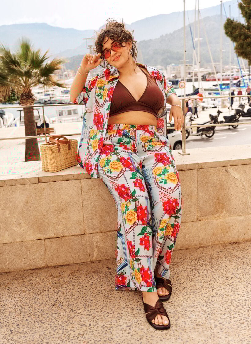 Suoralahkeiset housut v&auml;rikk&auml;&auml;ll&auml; printill&auml;, Sininen, Image image number 0