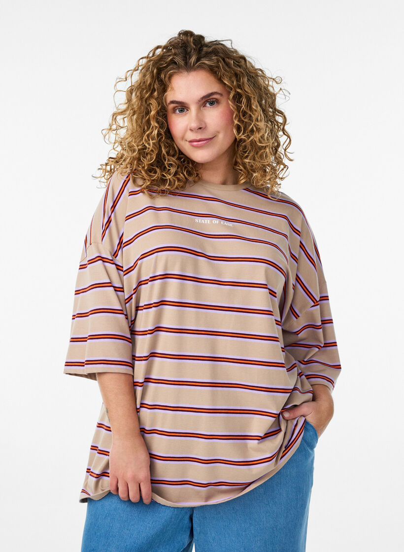 Ylisuuri T-paita raidoilla ja 1/2-hihoilla, Beige, Model image number 0