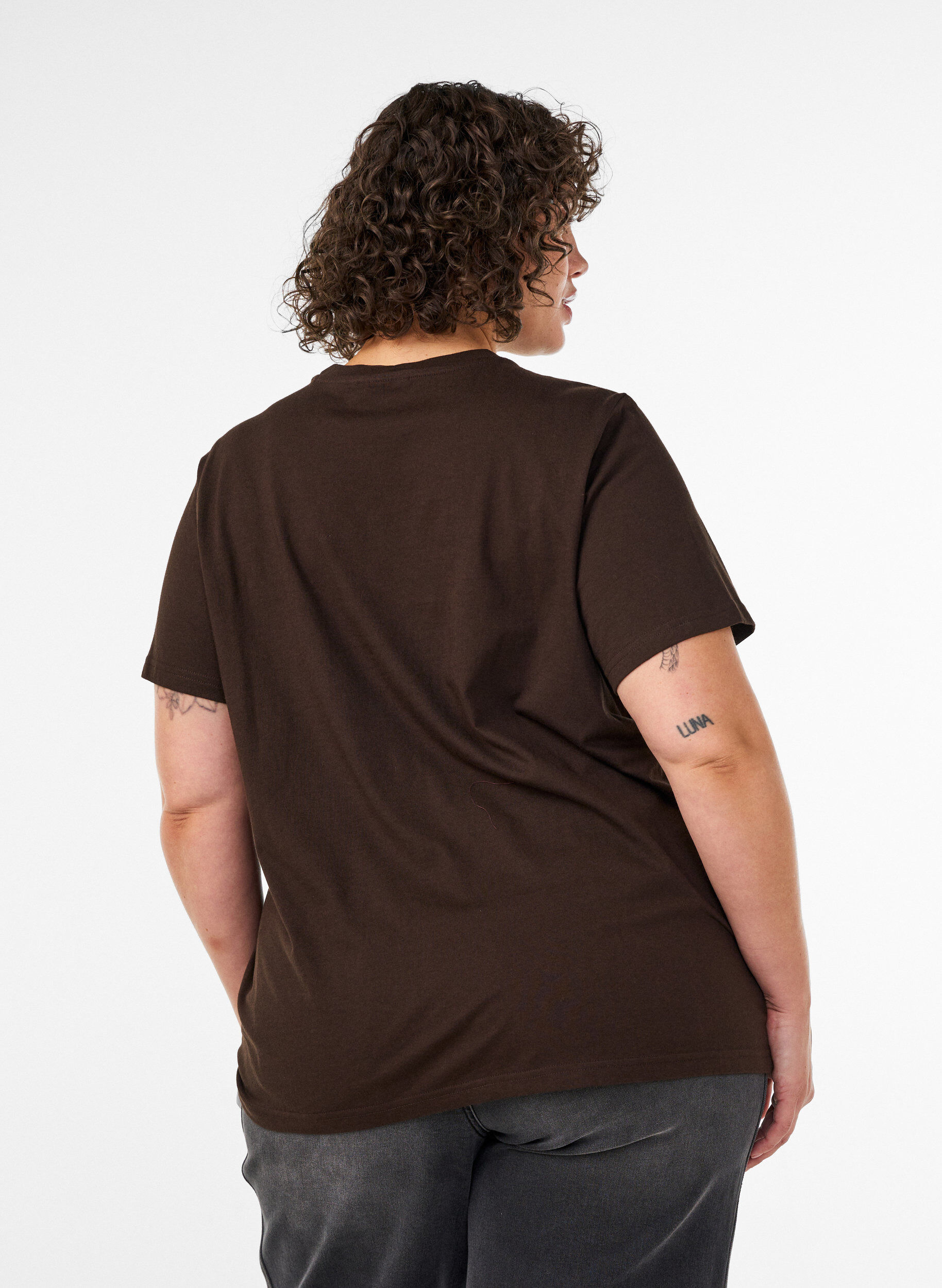 ZizziLuomupuuvillainen T-paita etupainatuksella, Ruskea, Model image number 2