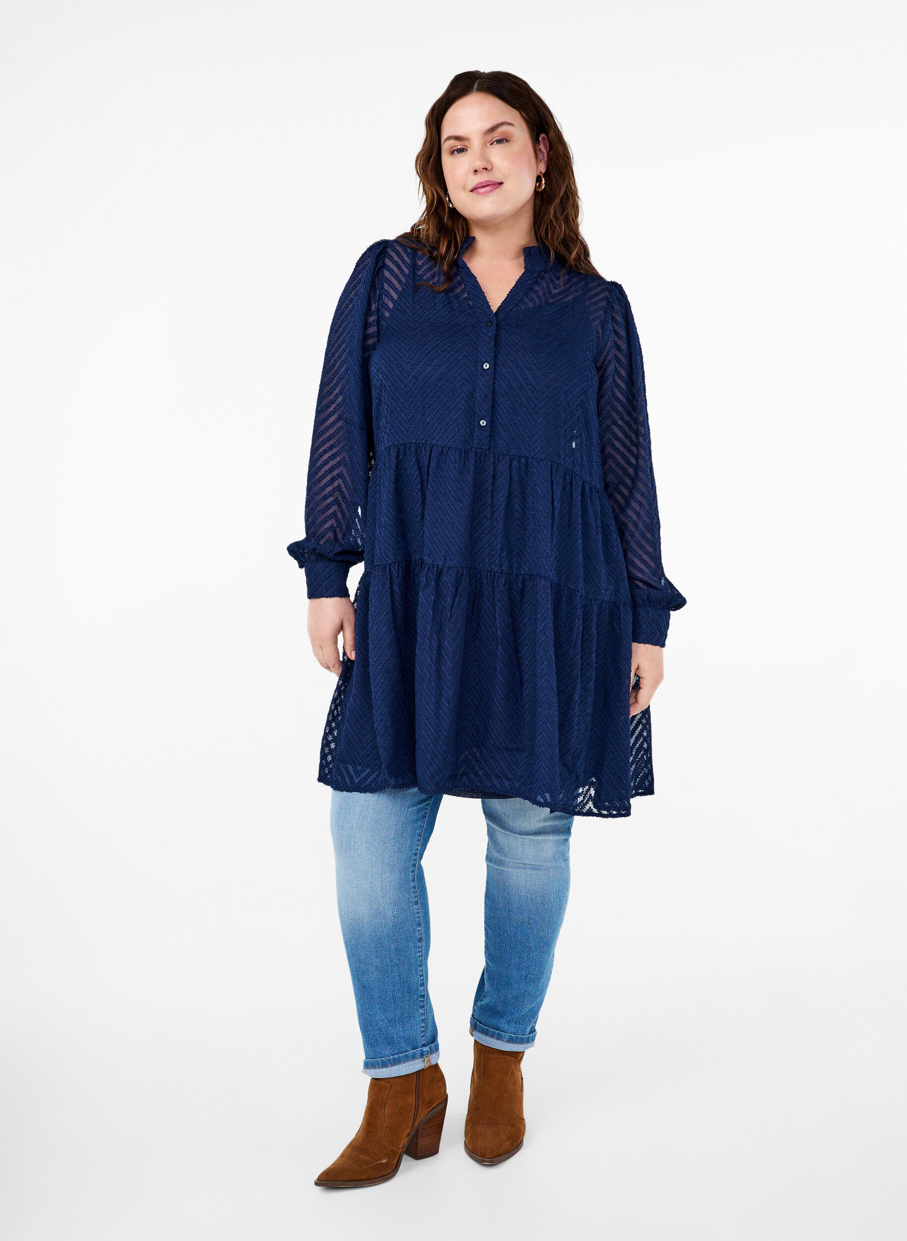 Zizzi Teksturoitu lyhyt mekko r&ouml;yhel&ouml;kauluksella, Navy Blazer, Model image number 2