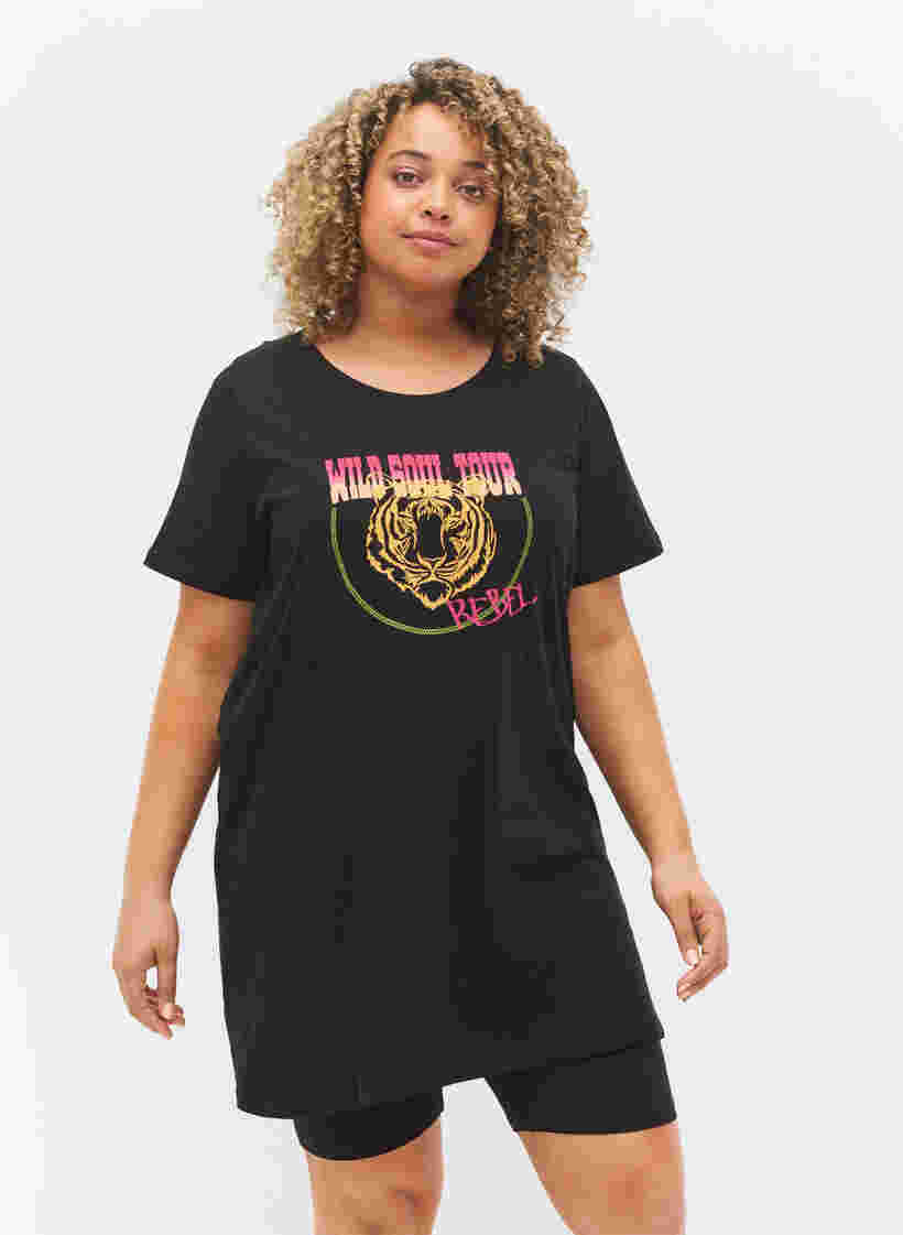 Pitkä puuvillainen t-paita lyhyillä hihoilla, Black Tiger, Model image number 0