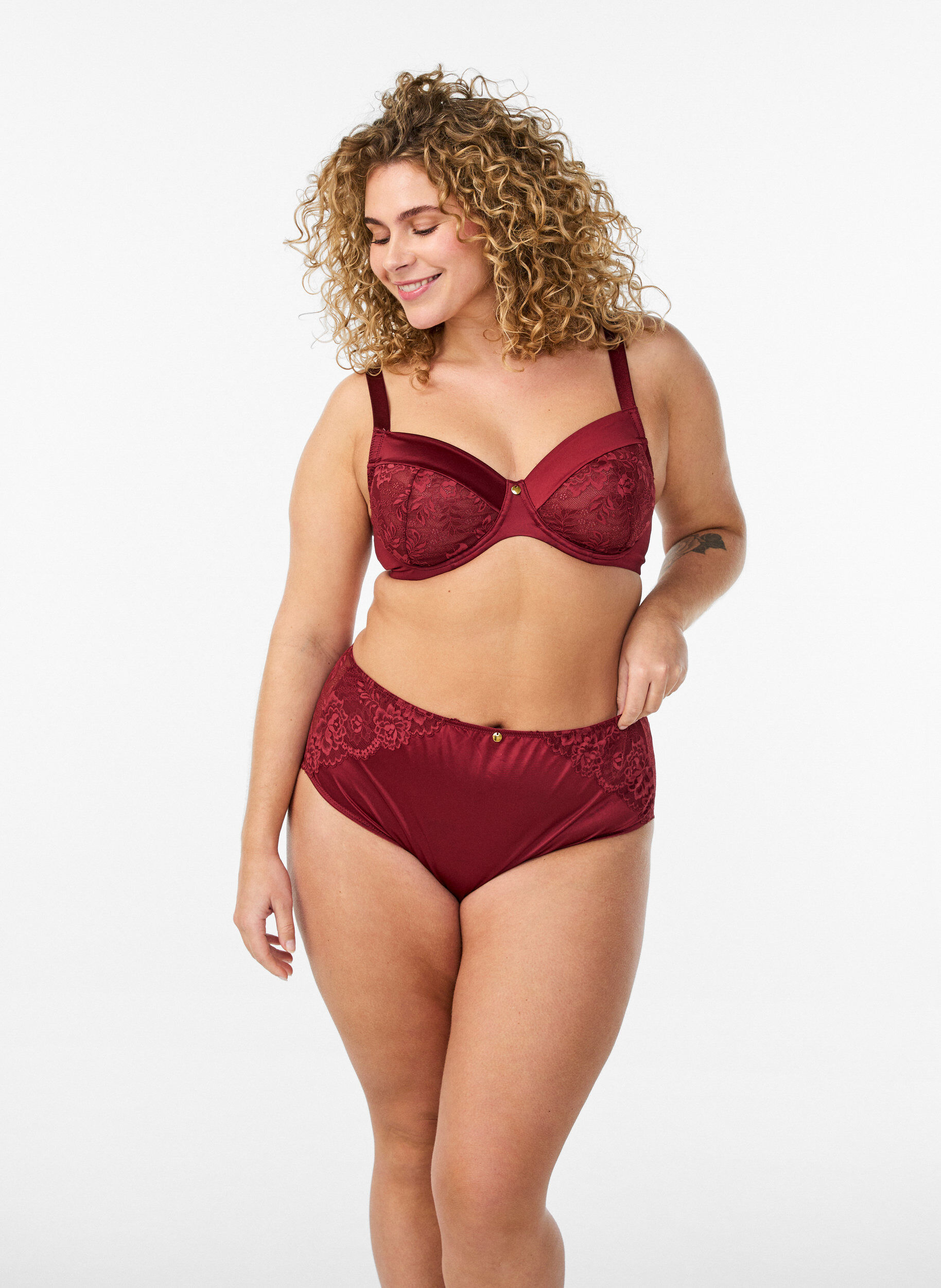 ZizziPitsisomisteiset pikkuhousut, joissa on rusetti takana, Tumma Bordeaux, Model image number 1
