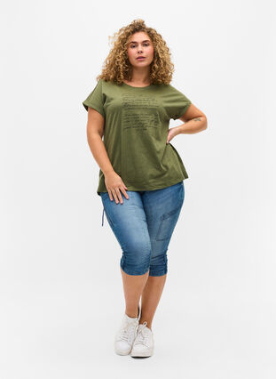 Ekologisesta puuvillasta valmistettu t-paita painatuksella, Four Leaf CloverText, Model image number 2