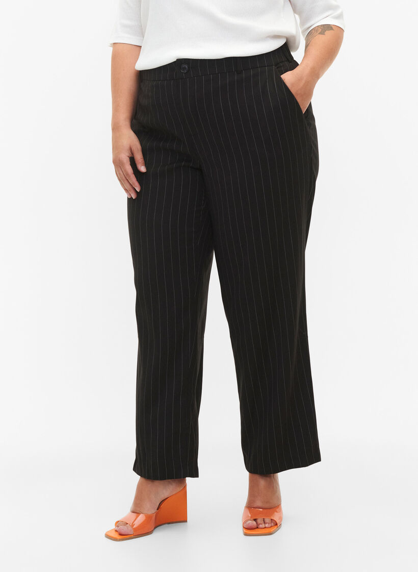 Liituraitahousut, Black W. Pinstripe, Model image number 2