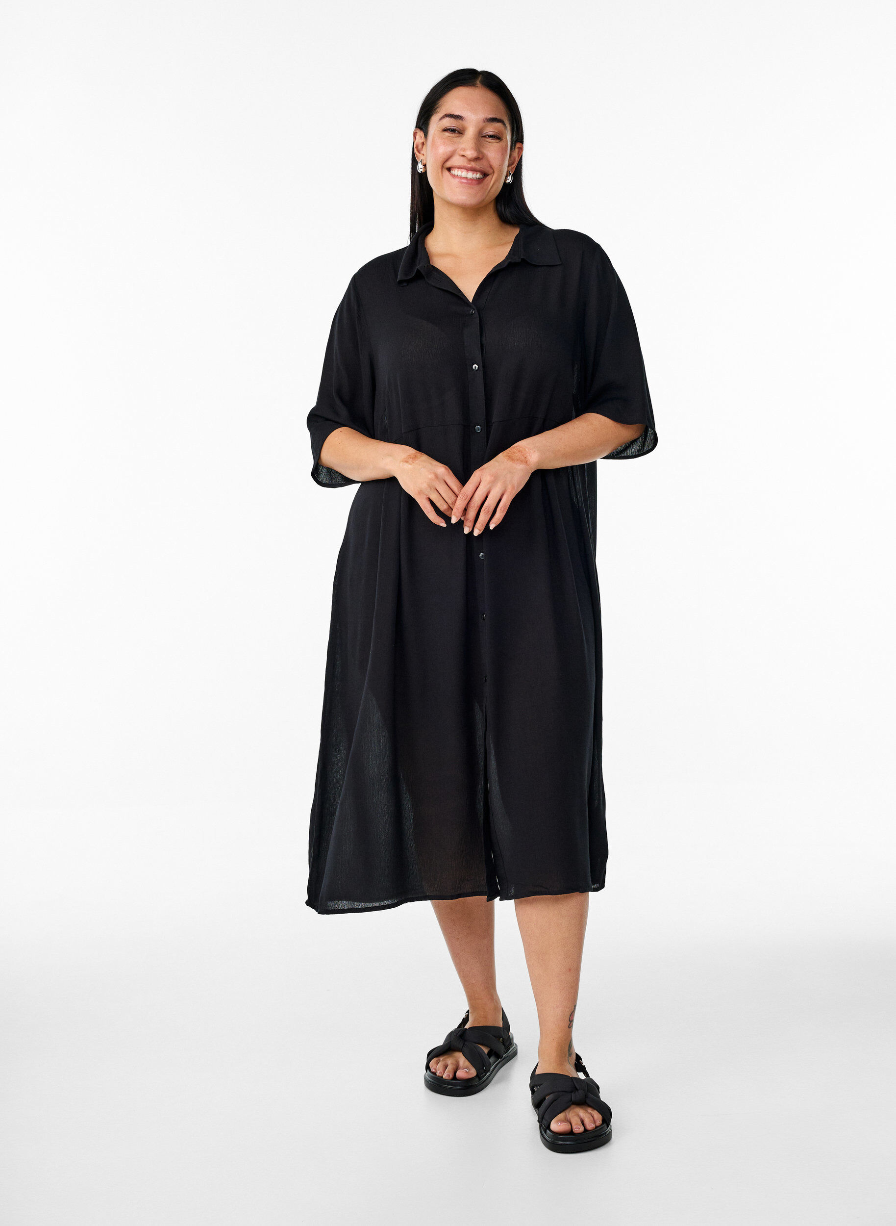 Lyhythihainen midipituinen paitamekko, Musta, Model
