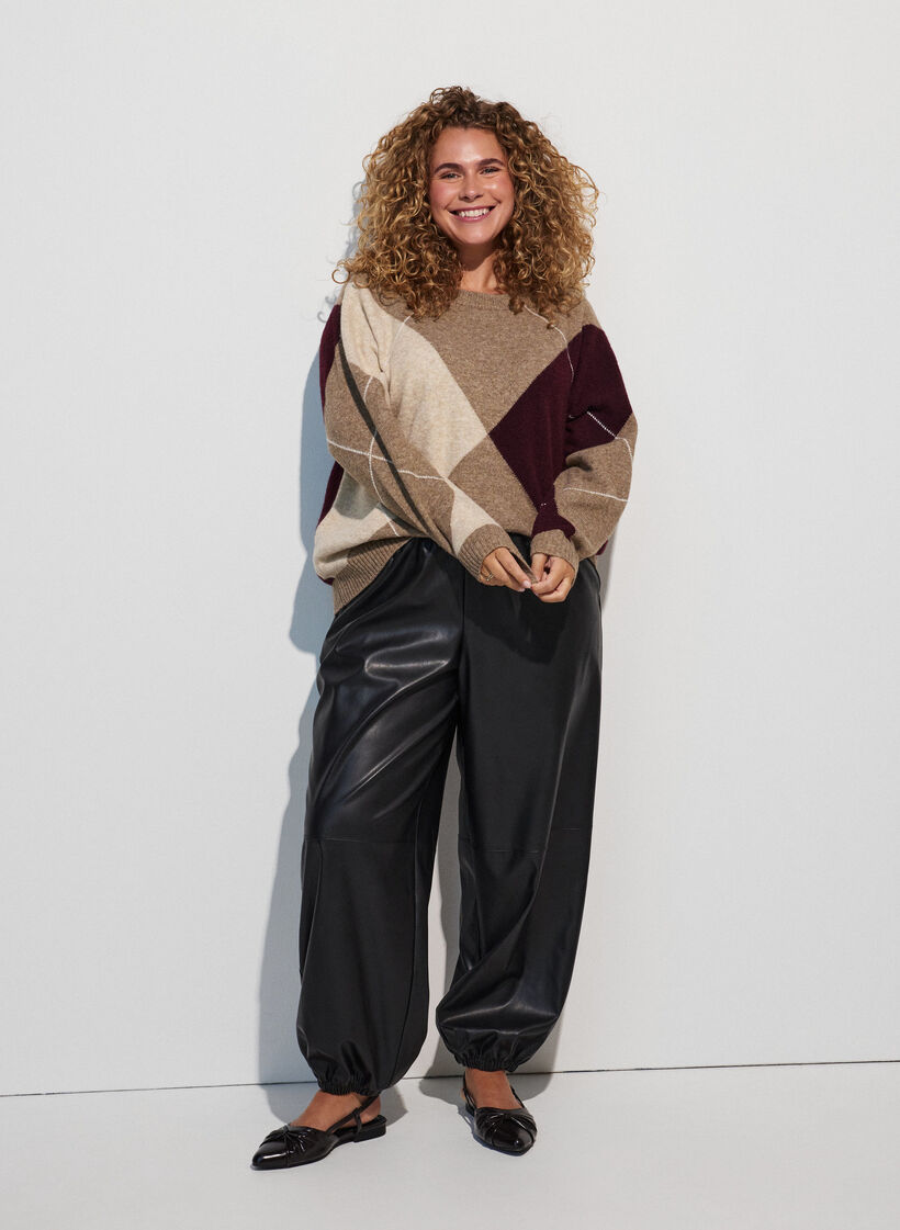Neule harlekiinikuvioinnilla, Ruskea, Model image number 1
