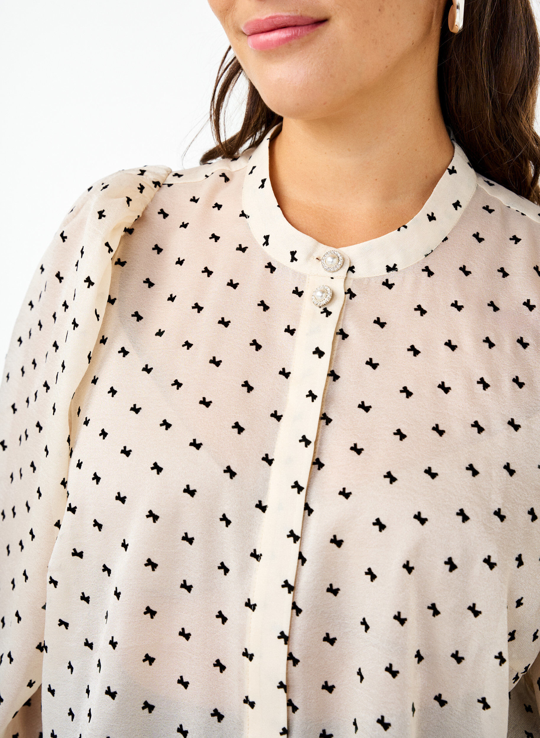 Zizzi Pusero peplumilla ja ruseteilla, Ecru w Bow, Model image number 2